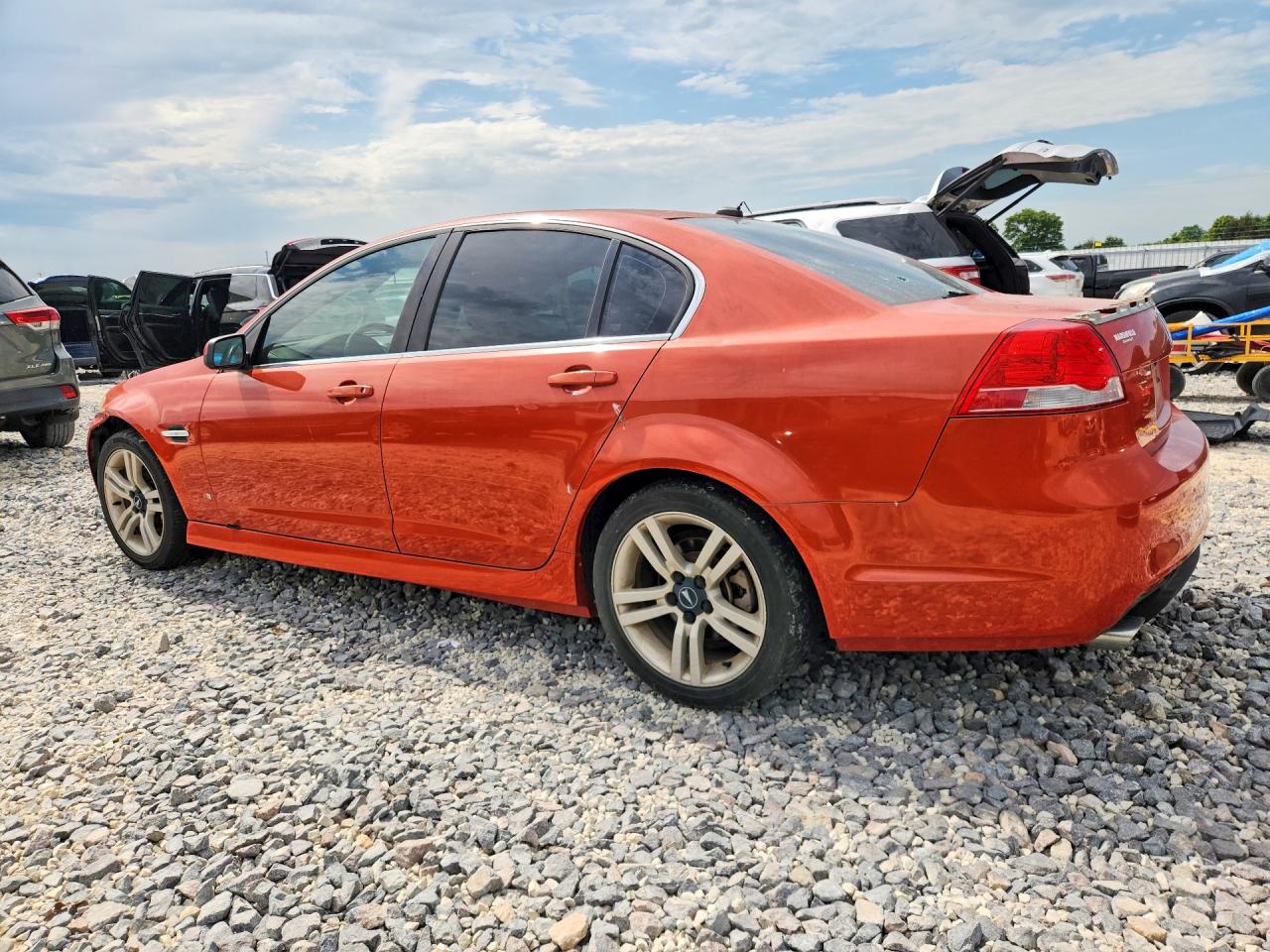 2008 Pontiac G8 Orange vin: 6G2ER57788L146885