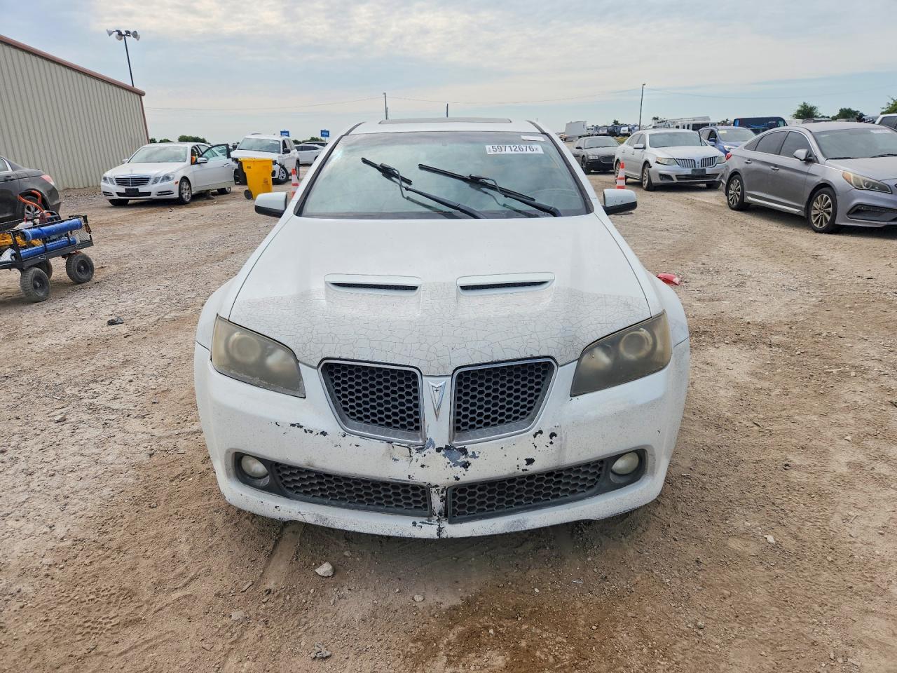 2009 Pontiac G8 White vin: 6G2ER57789L167575