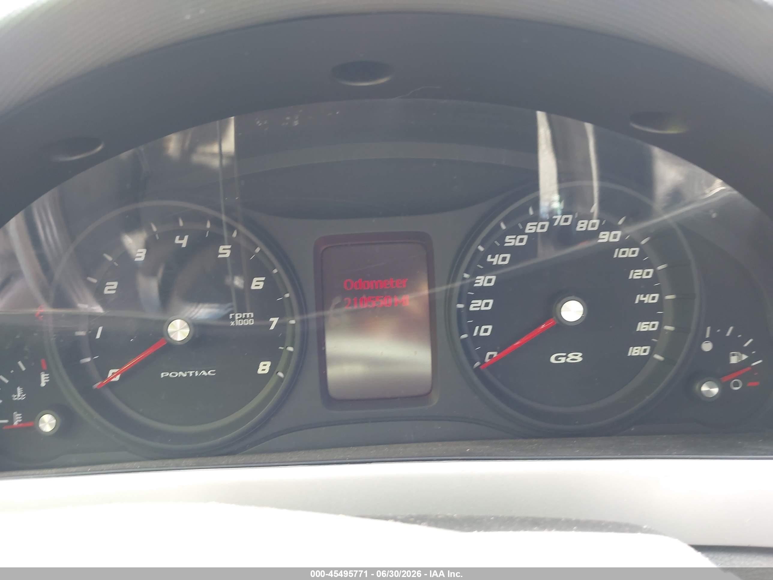 2009 Pontiac G8   White vin: 6G2ER577X9L209759
