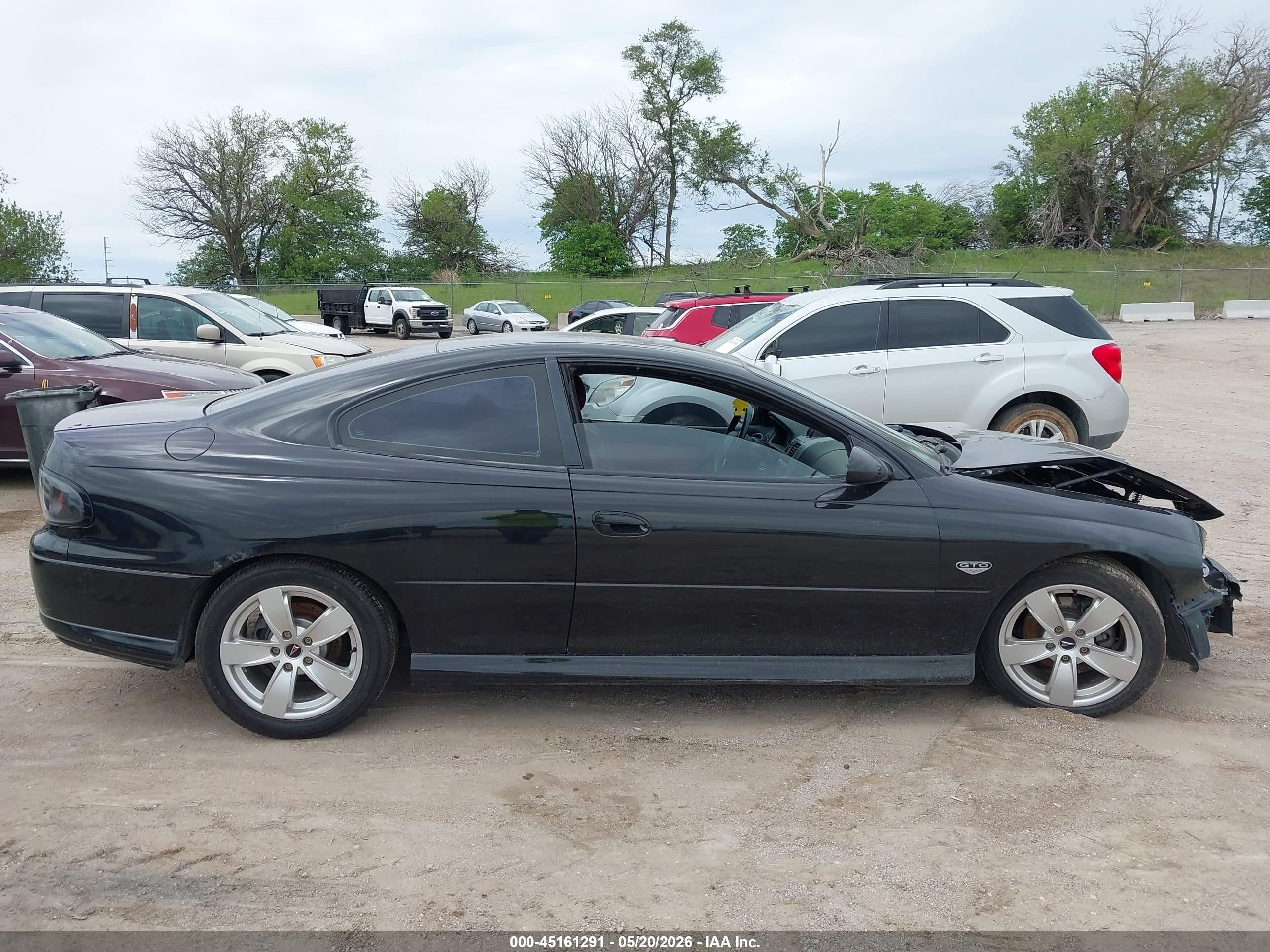 2004 Pontiac Gto   Black vin: 6G2VX12G24L250174