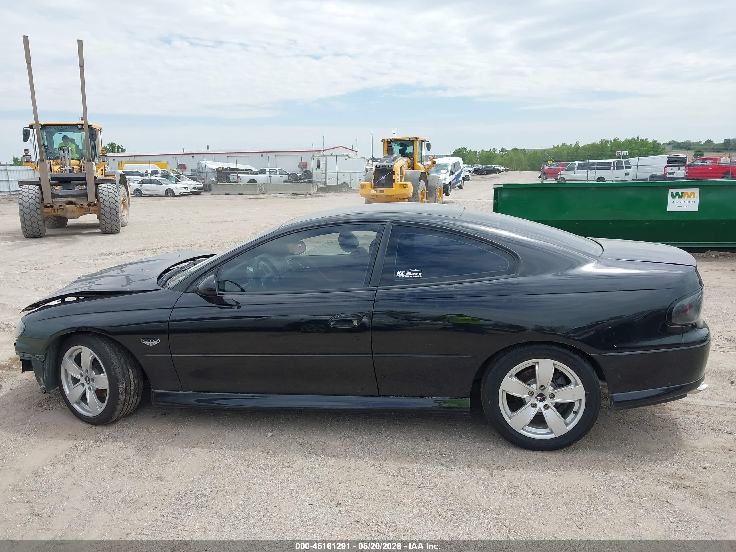 2004 Pontiac Gto   Black vin: 6G2VX12G24L250174