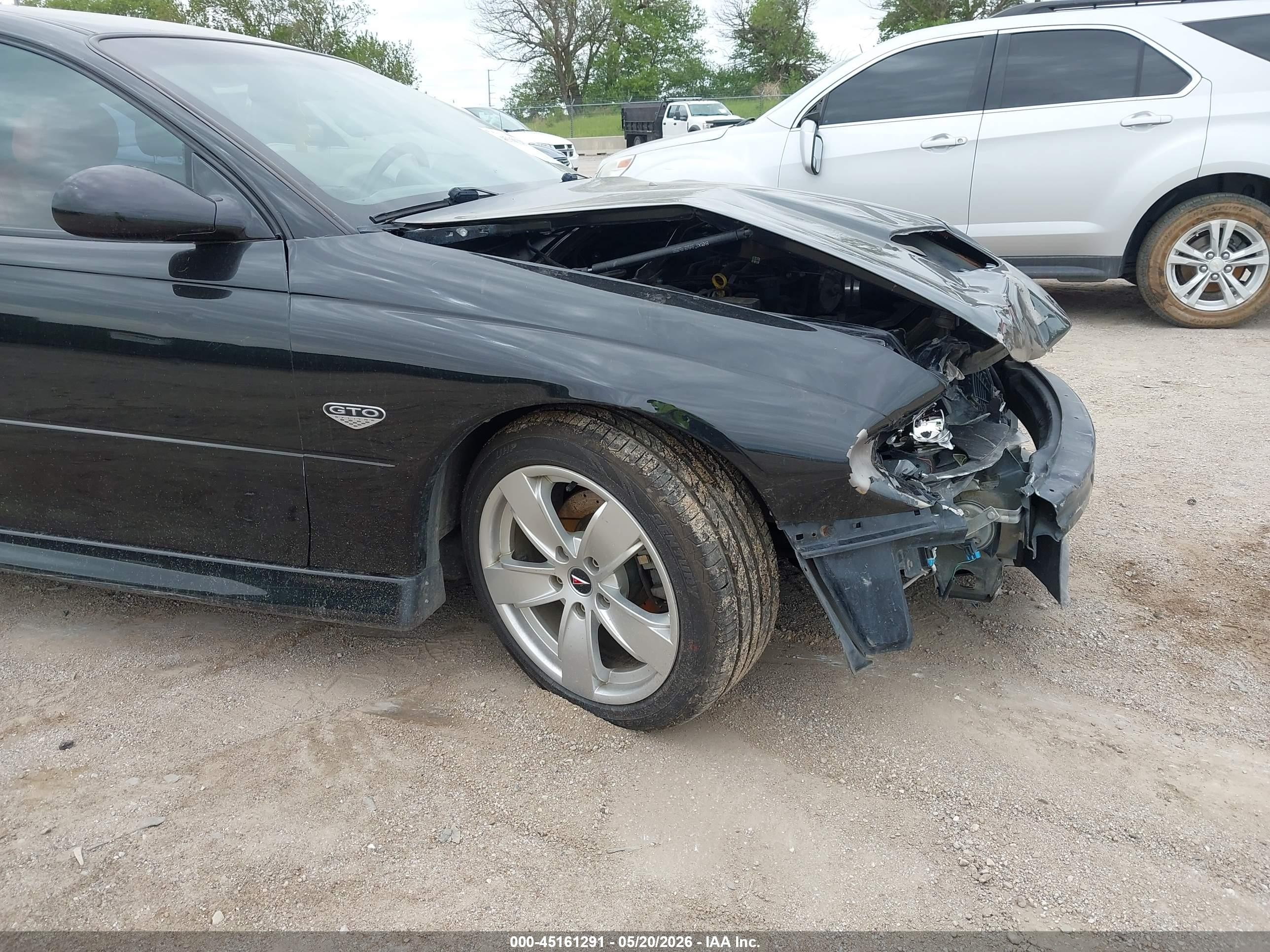 2004 Pontiac Gto   Black vin: 6G2VX12G24L250174