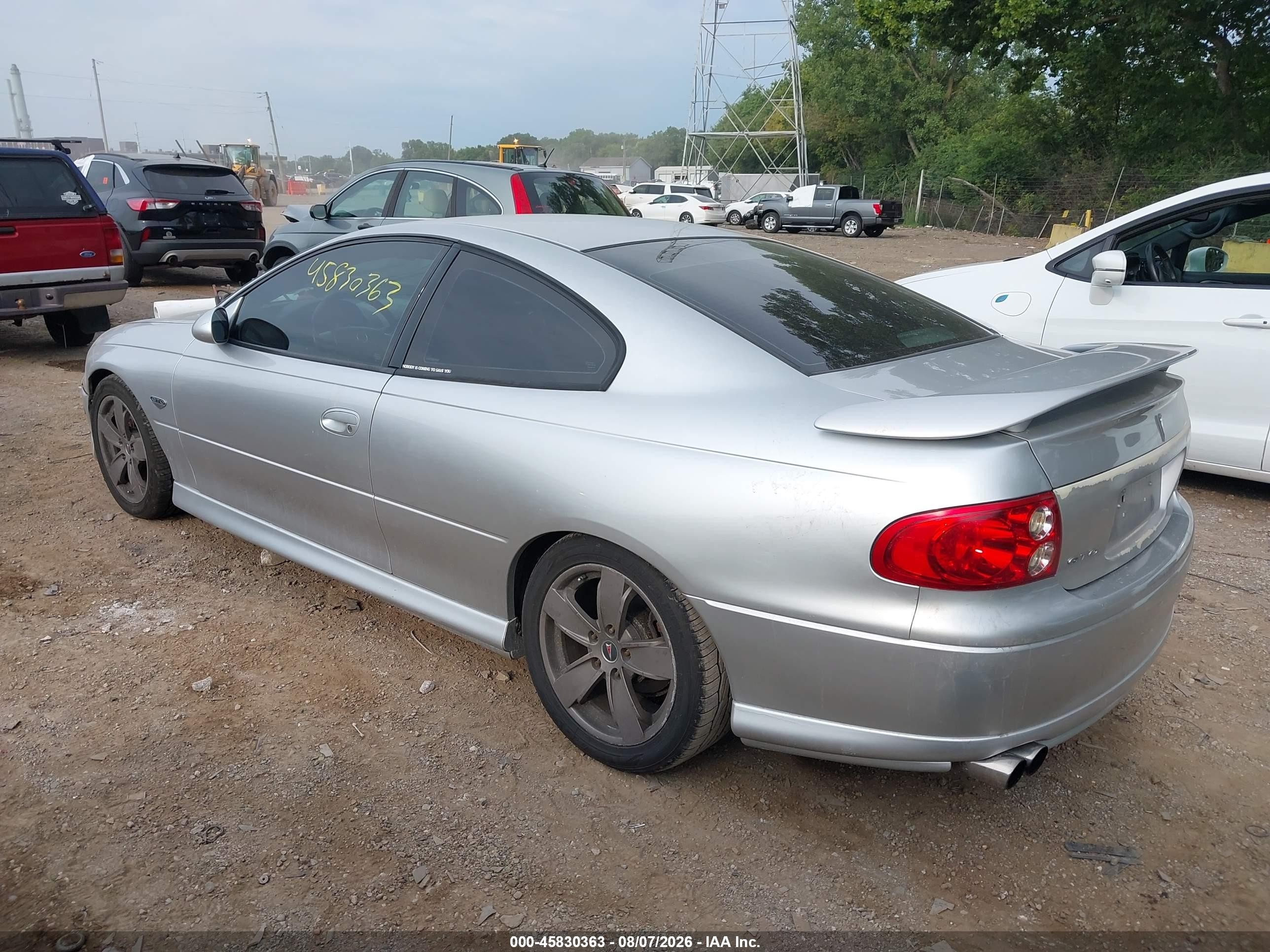 2004 Pontiac Gto   Серебряный vin: 6G2VX12G24L260820