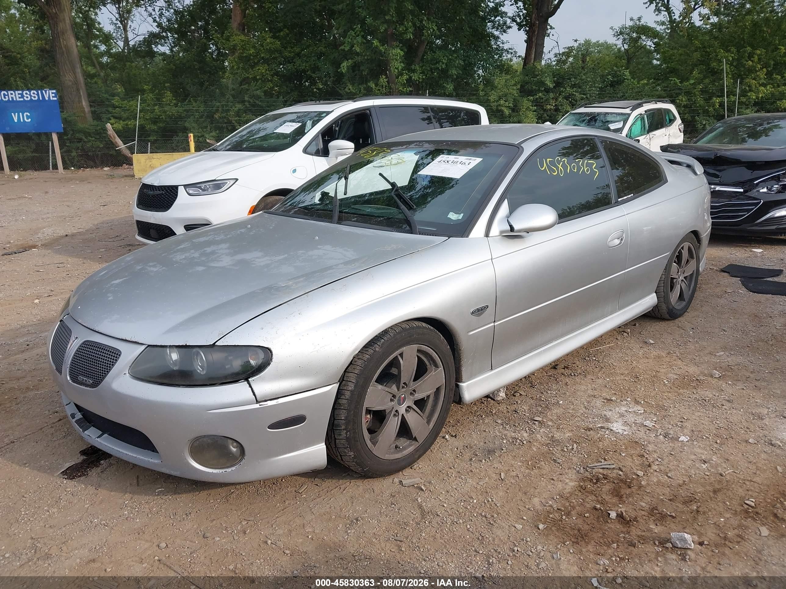 2004 Pontiac Gto   Серебряный vin: 6G2VX12G24L260820
