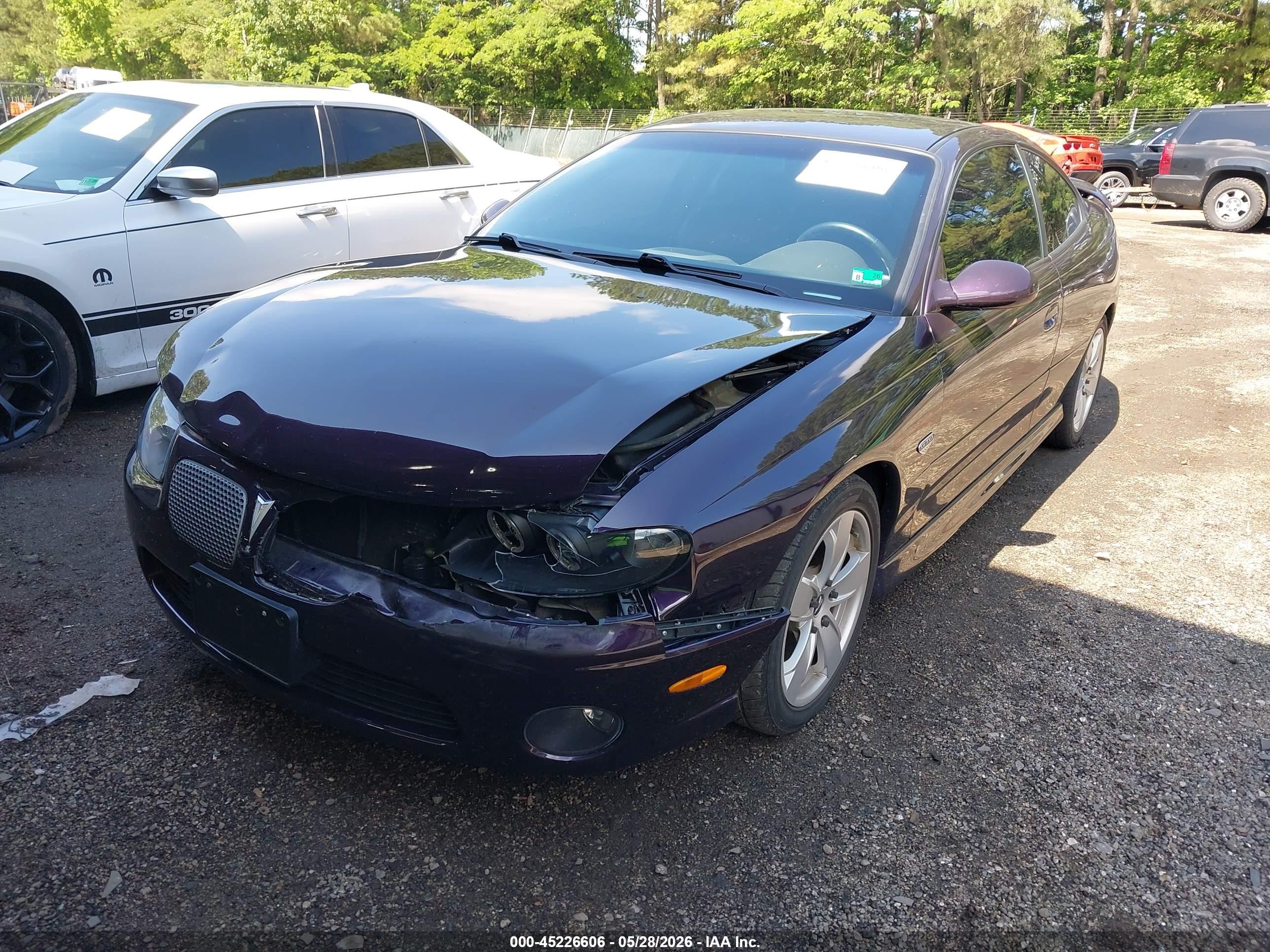 2004 Pontiac Gto   Purple vin: 6G2VX12G24L274491