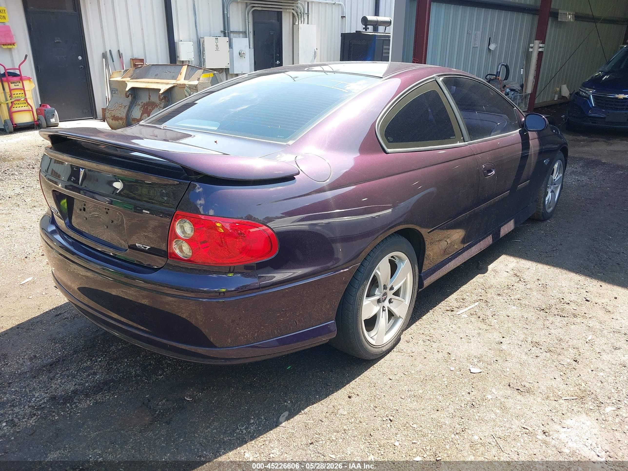 2004 Pontiac Gto   Purple vin: 6G2VX12G24L274491