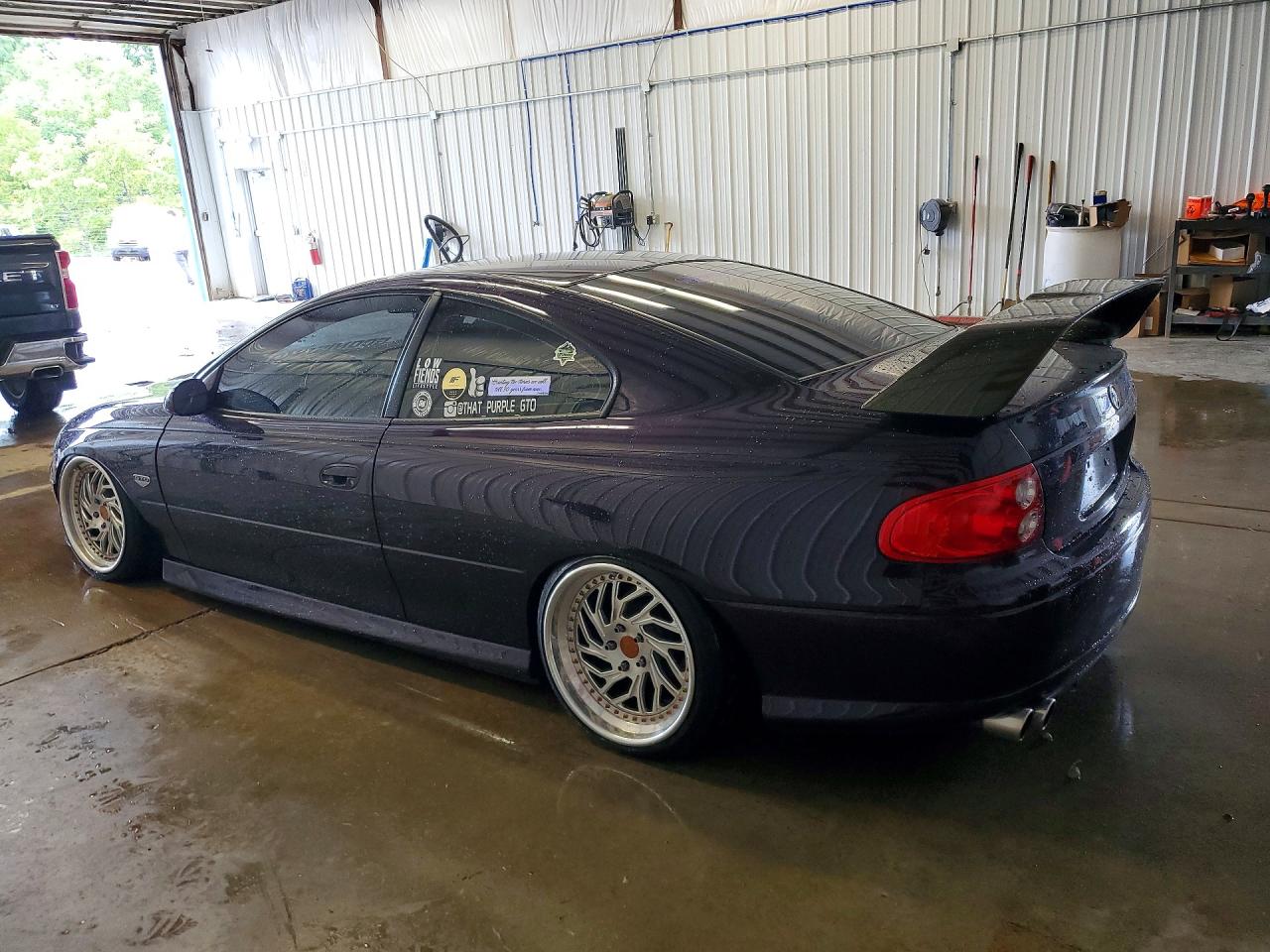 2004 Pontiac Gto Purple vin: 6G2VX12G44L211313