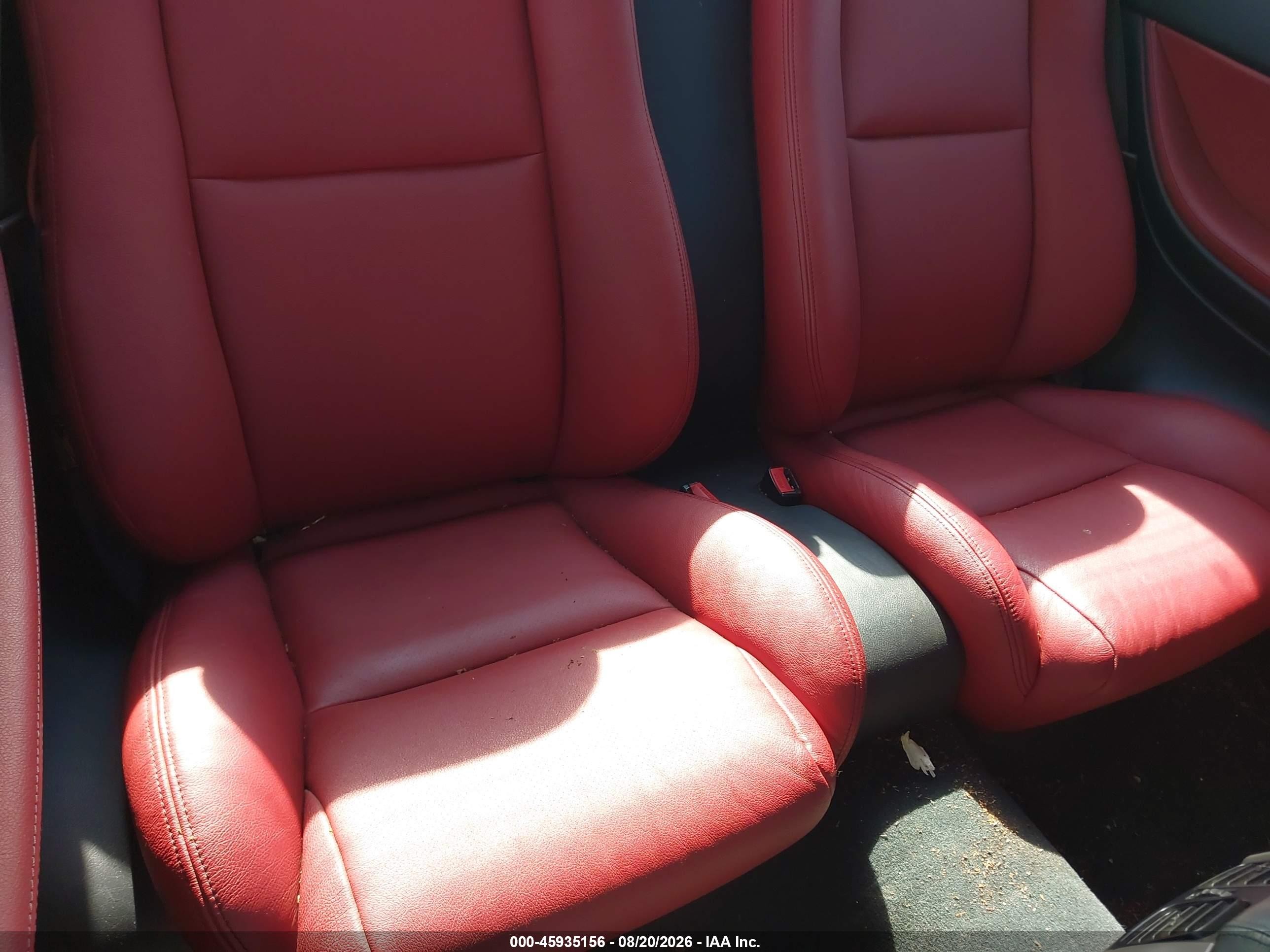2004 Pontiac Gto   Red vin: 6G2VX12G54L236222
