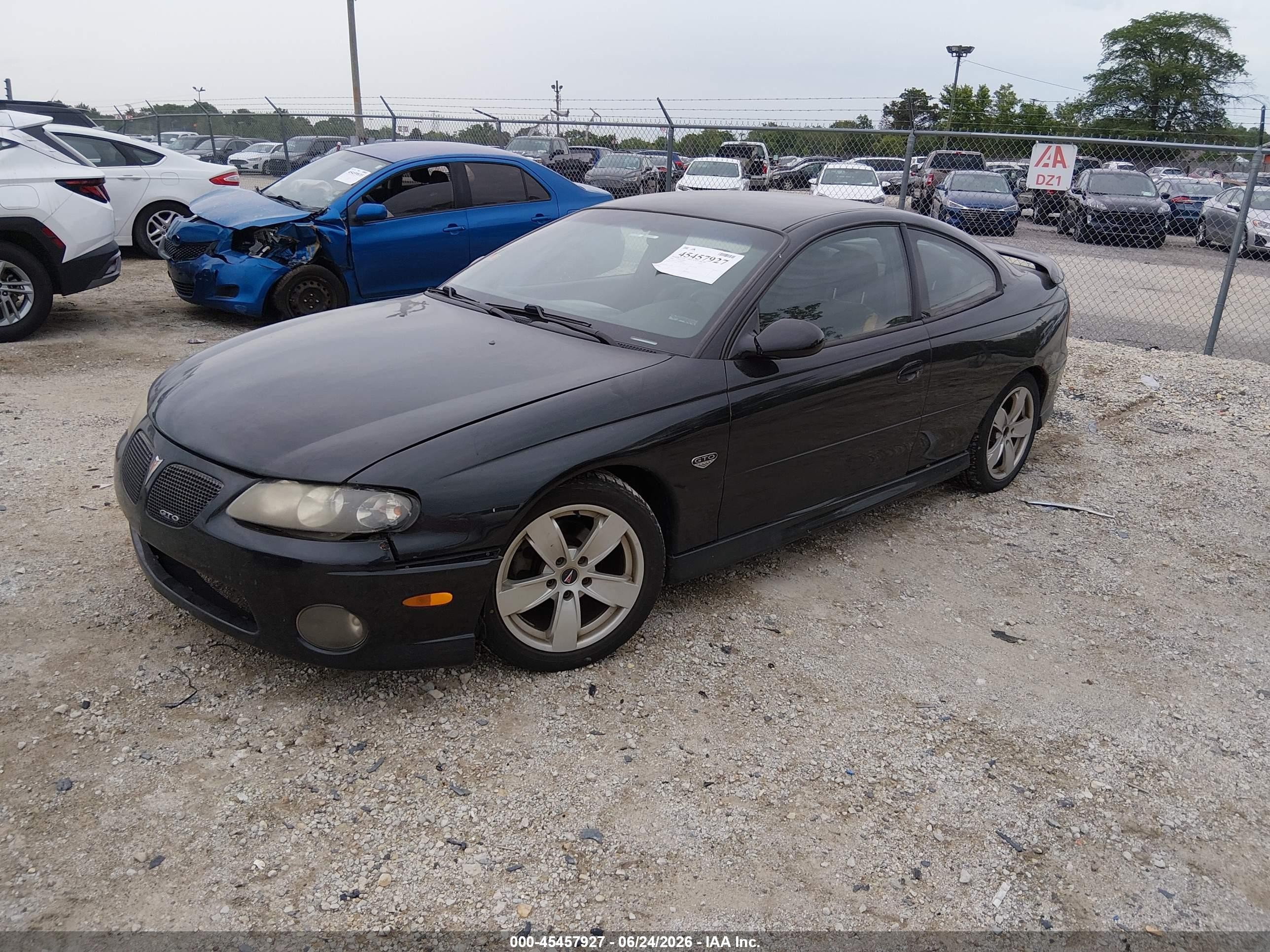 2004 Pontiac Gto   Black vin: 6G2VX12G94L289649