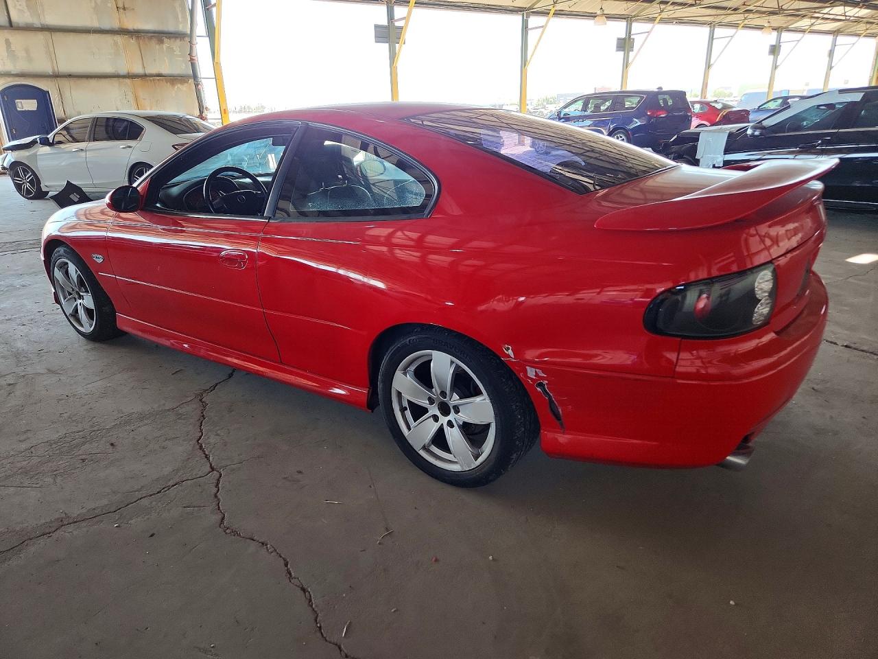 2005 Pontiac Gto Red vin: 6G2VX12U05L435198