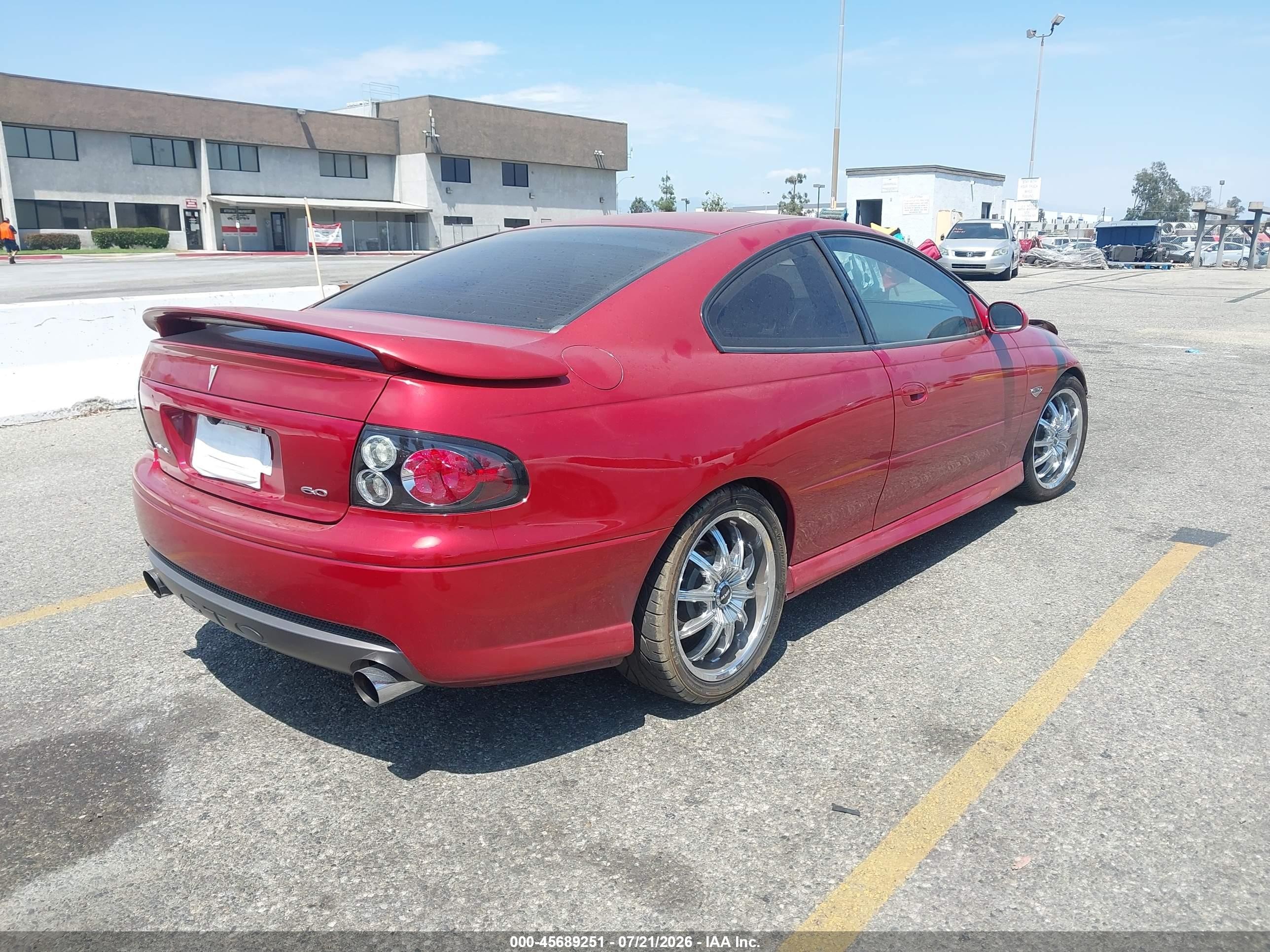 2006 Pontiac Gto   Красный vin: 6G2VX12U16L518639