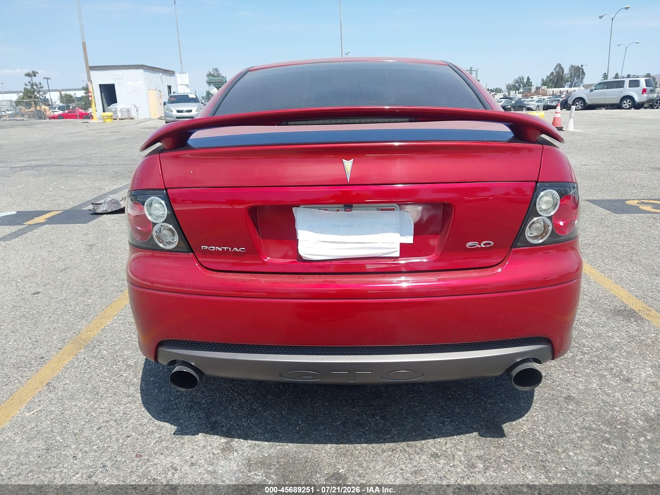2006 Pontiac Gto   Красный vin: 6G2VX12U16L518639