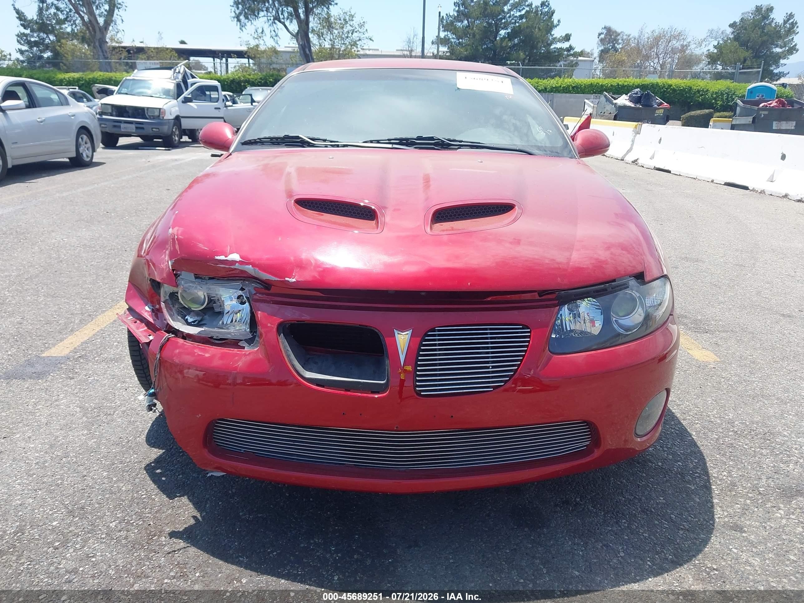 2006 Pontiac Gto   Красный vin: 6G2VX12U16L518639
