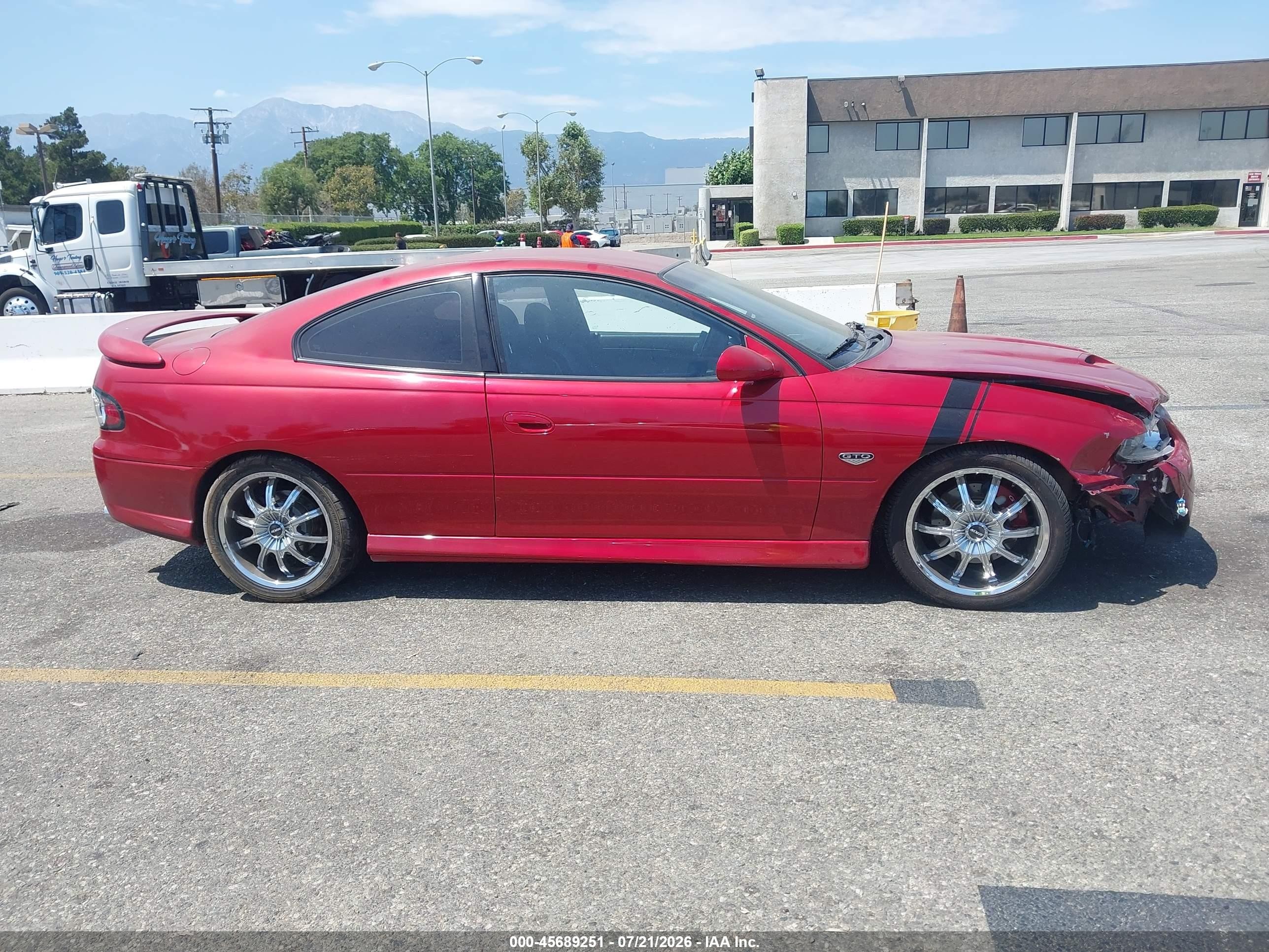 2006 Pontiac Gto   Красный vin: 6G2VX12U16L518639