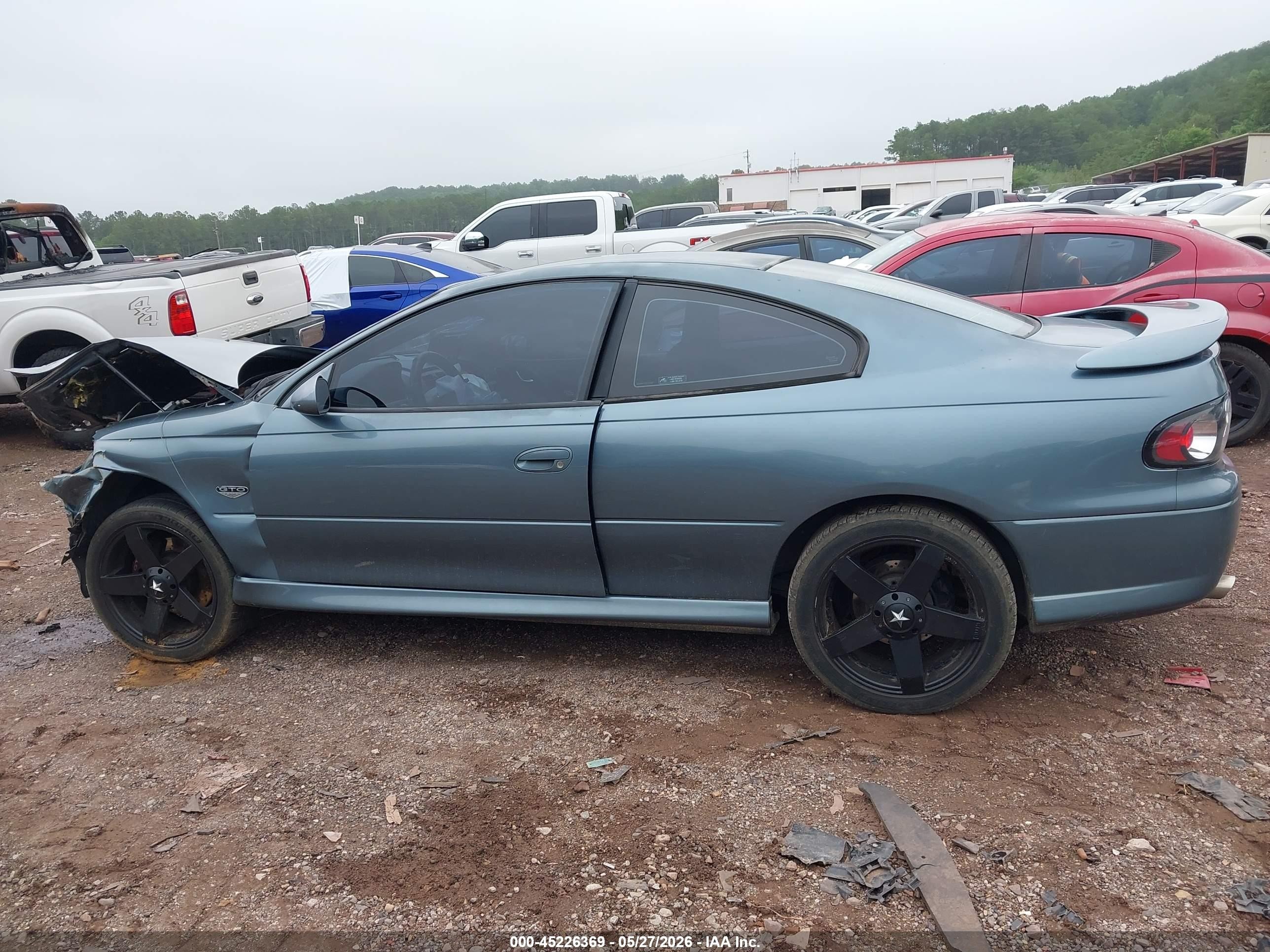 2006 Pontiac Gto   Gray vin: 6G2VX12U46L819731