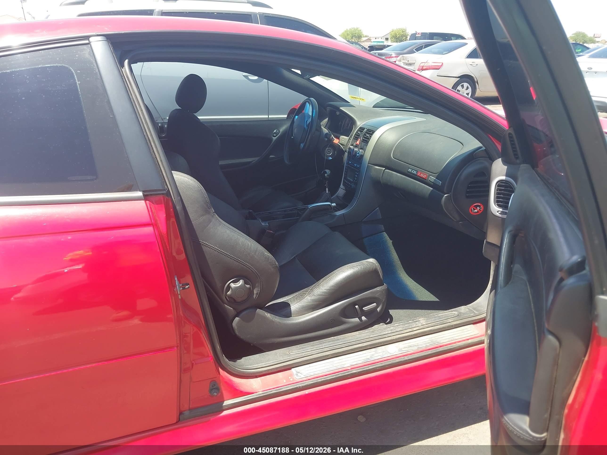 2005 Pontiac Gto   Red vin: 6G2VX12U65L406949