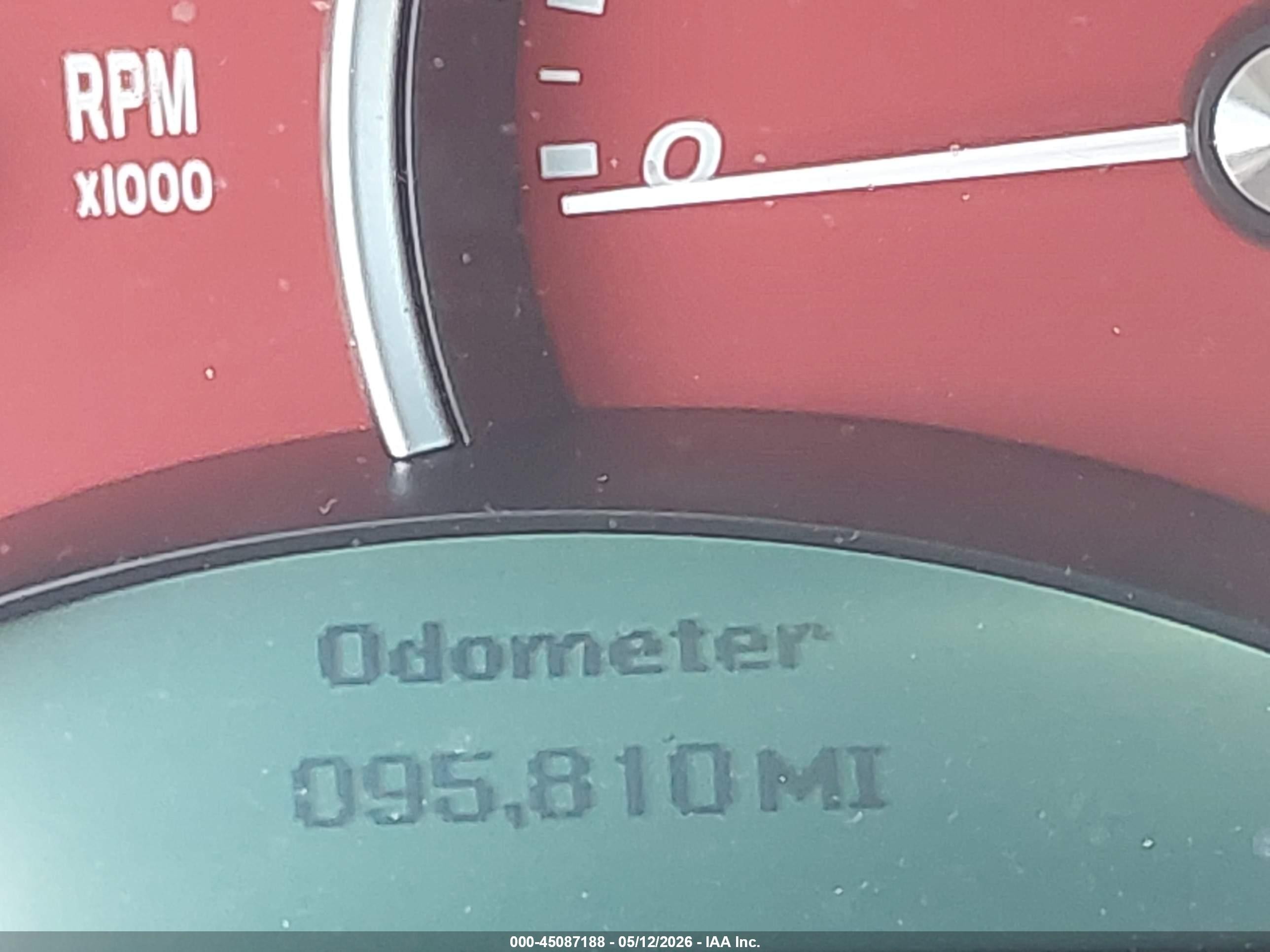 2005 Pontiac Gto   Red vin: 6G2VX12U65L406949