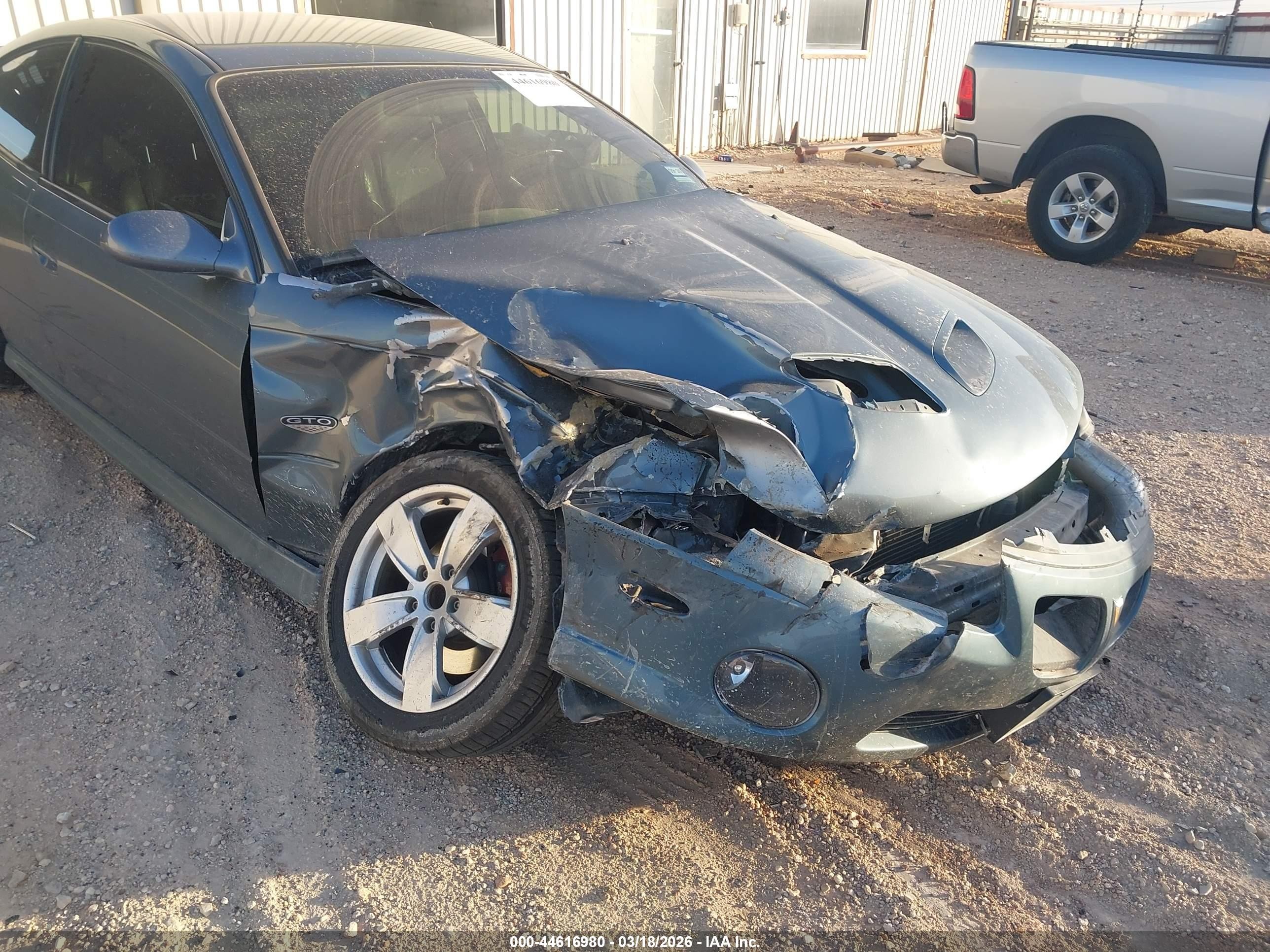 2005 Pontiac Gto   Blue vin: 6G2VX12U85L396022