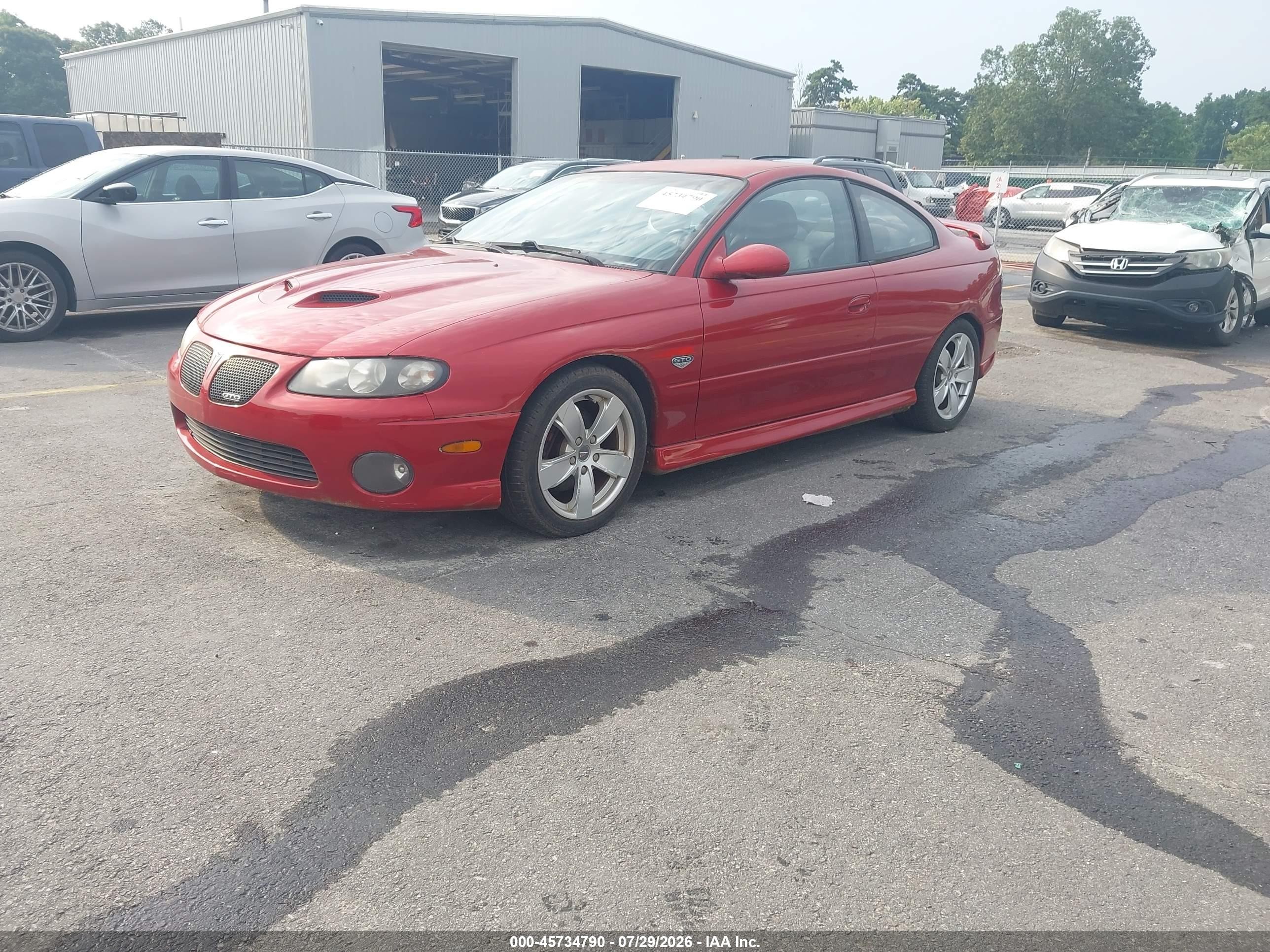 2006 Pontiac Gto   Red vin: 6G2VX12U96L566762
