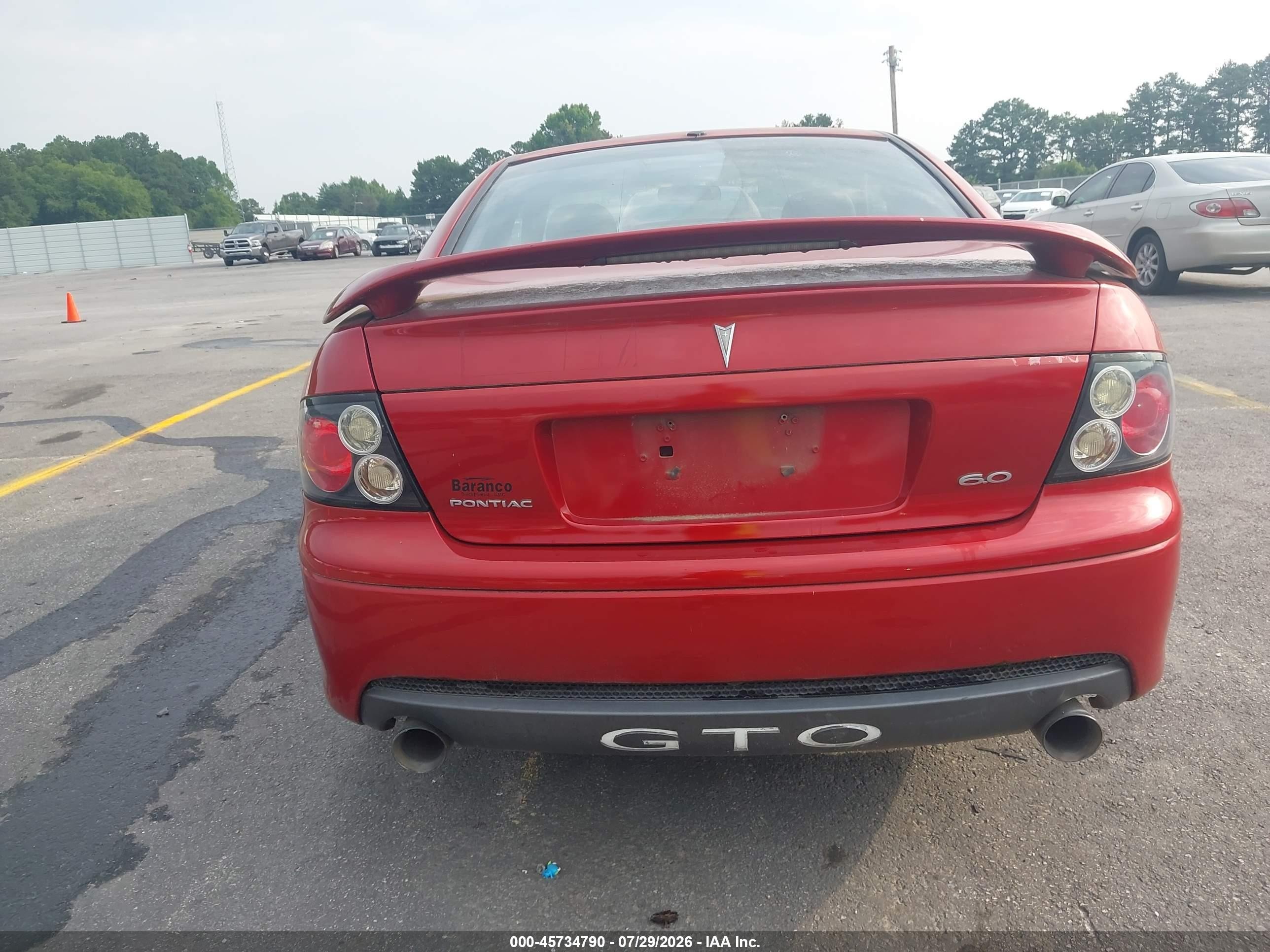 2006 Pontiac Gto   Red vin: 6G2VX12U96L566762