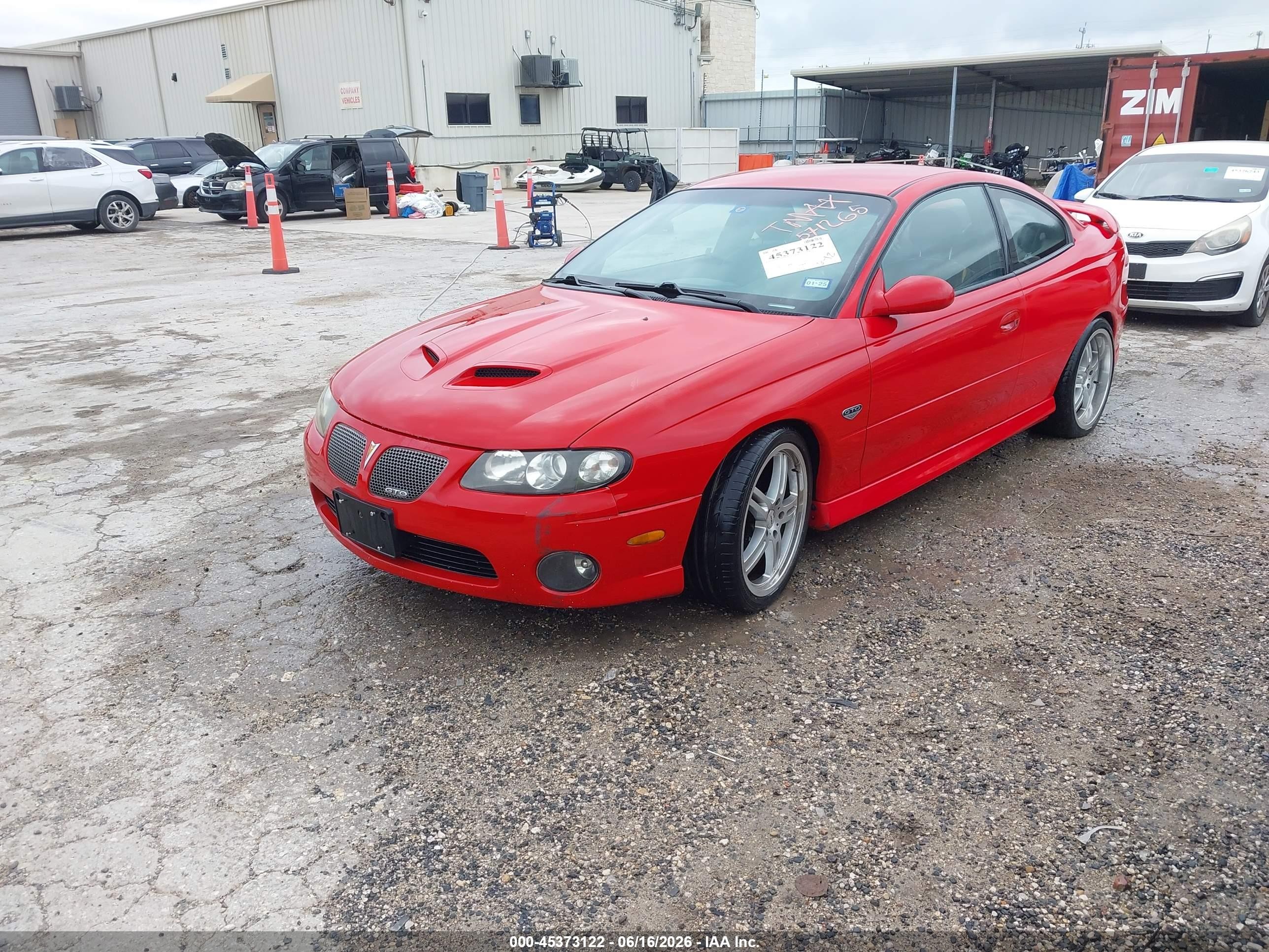 2006 Pontiac Gto   Red vin: 6G2VX12U96L571265