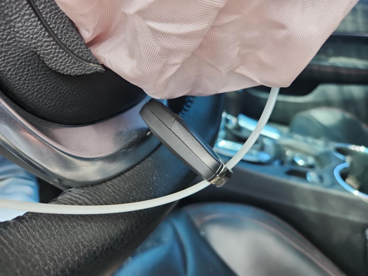 2015 Chevrolet Ss White vin: 6G3F15RW0FL113761 Damage: Airbag - Front Left, Deployed, Replacement Required