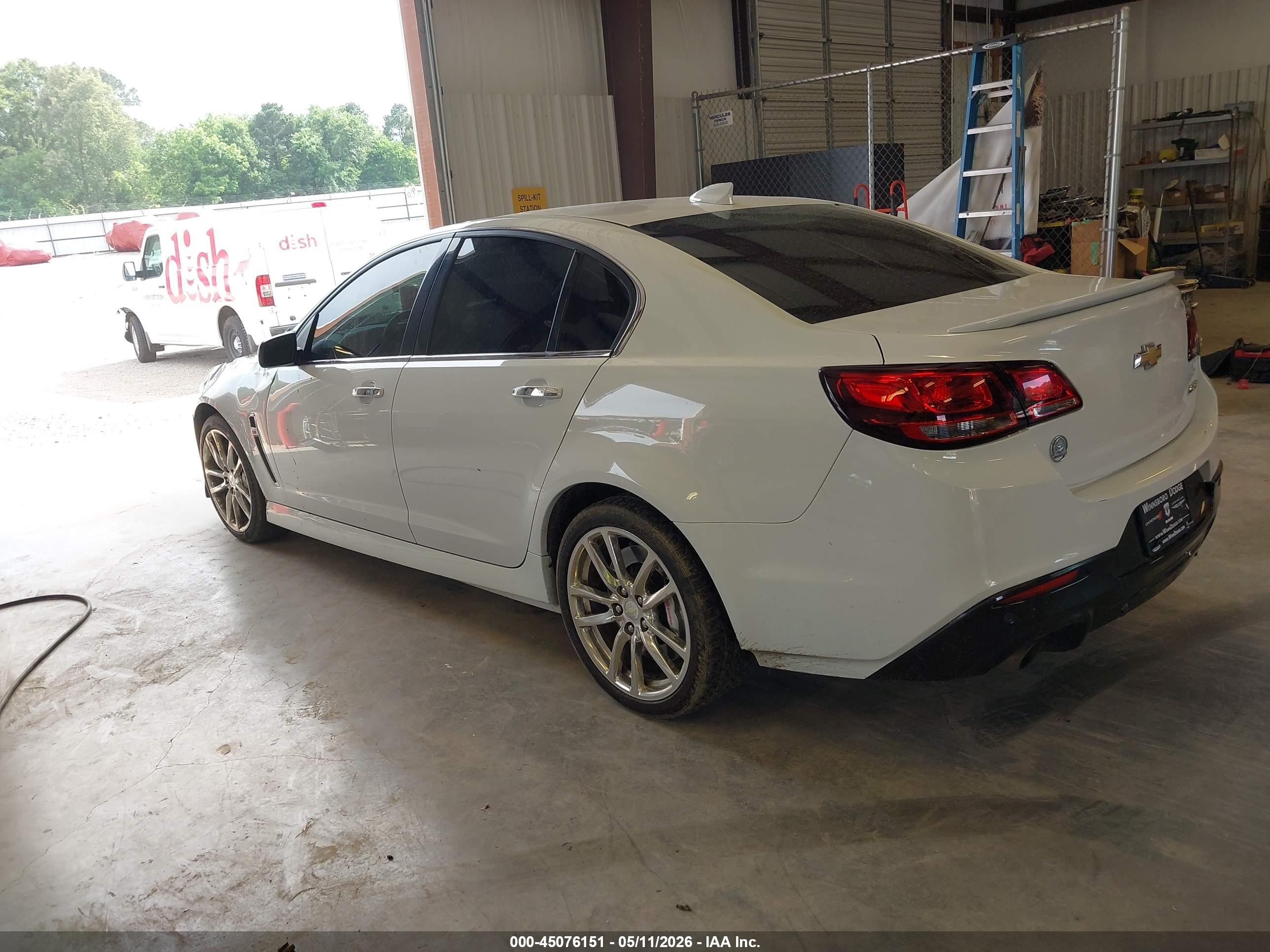 2015 Chevrolet Ss   White vin: 6G3F15RW2FL103216