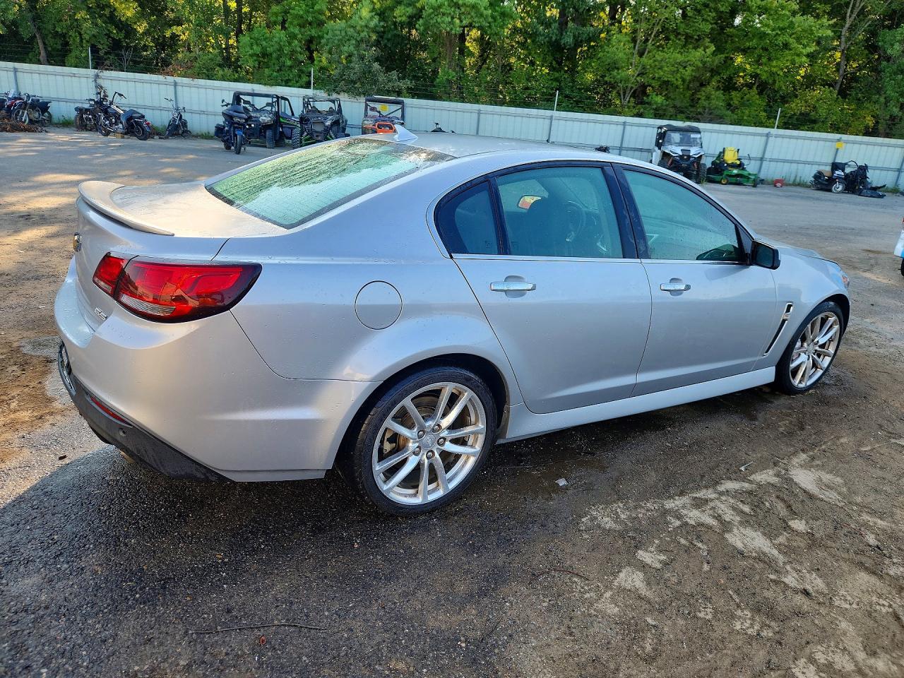 2014 Chevrolet Ss Серебряный vin: 6G3F15RW6EL967524