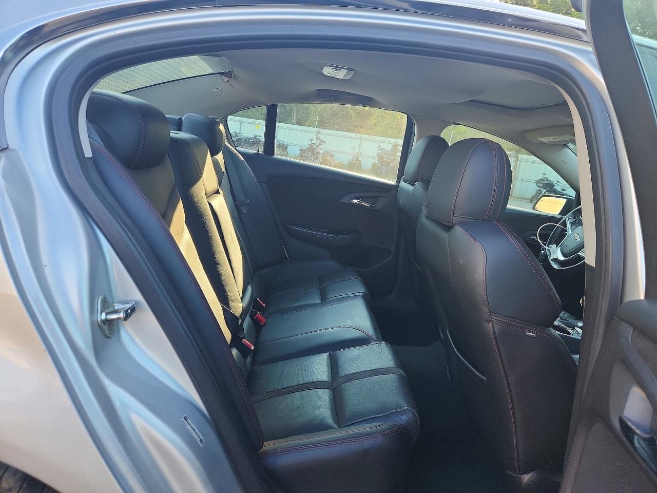 2014 Chevrolet Ss Серебряный vin: 6G3F15RW6EL967524