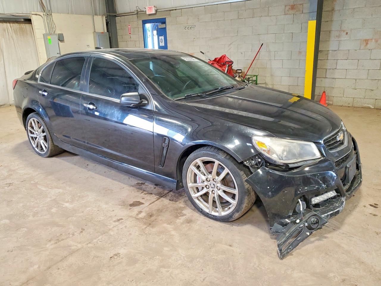 2015 Chevrolet Ss Черный vin: 6G3F15RW6FL112324