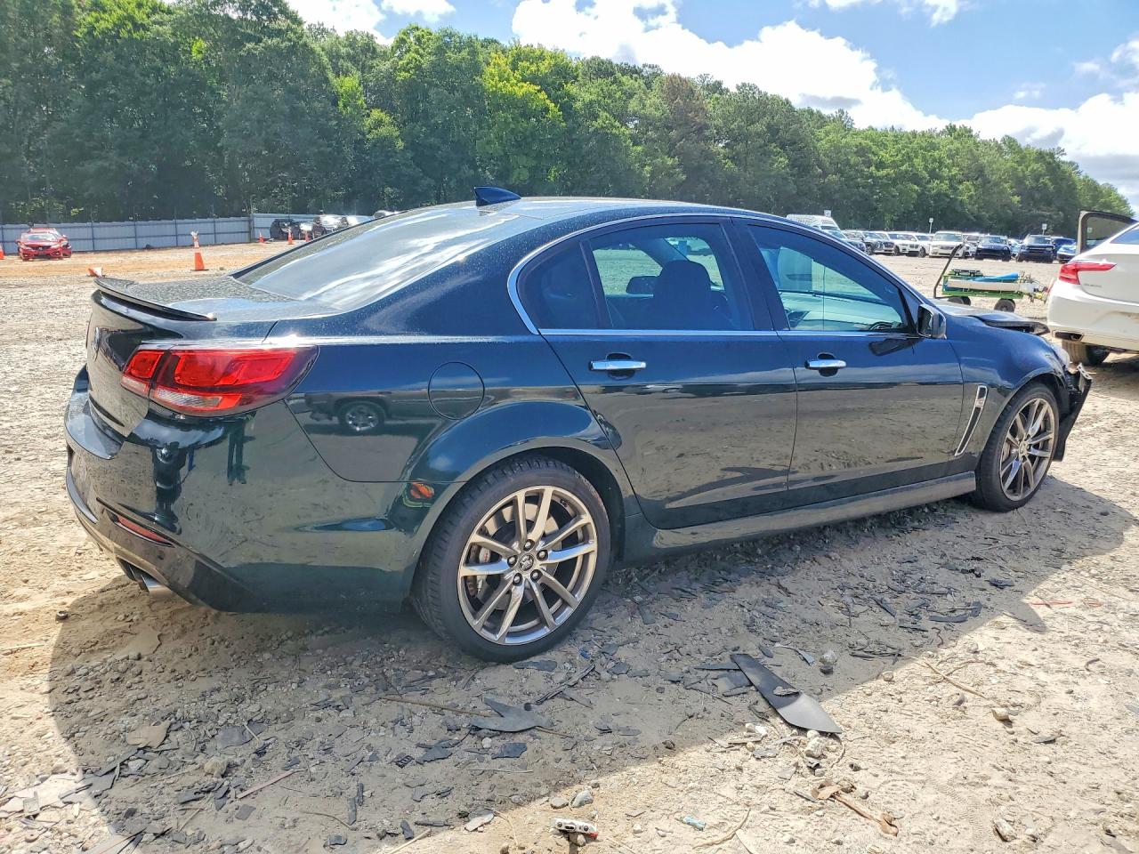 2015 Chevrolet Ss Green vin: 6G3F25RW5FL126390