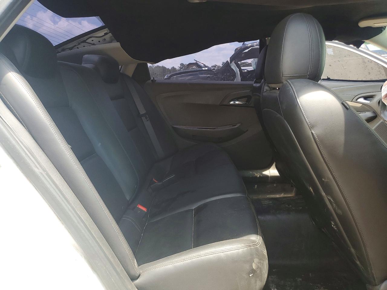 2014 Chevrolet Caprice Police White vin: 6G3NS5U26EL971571