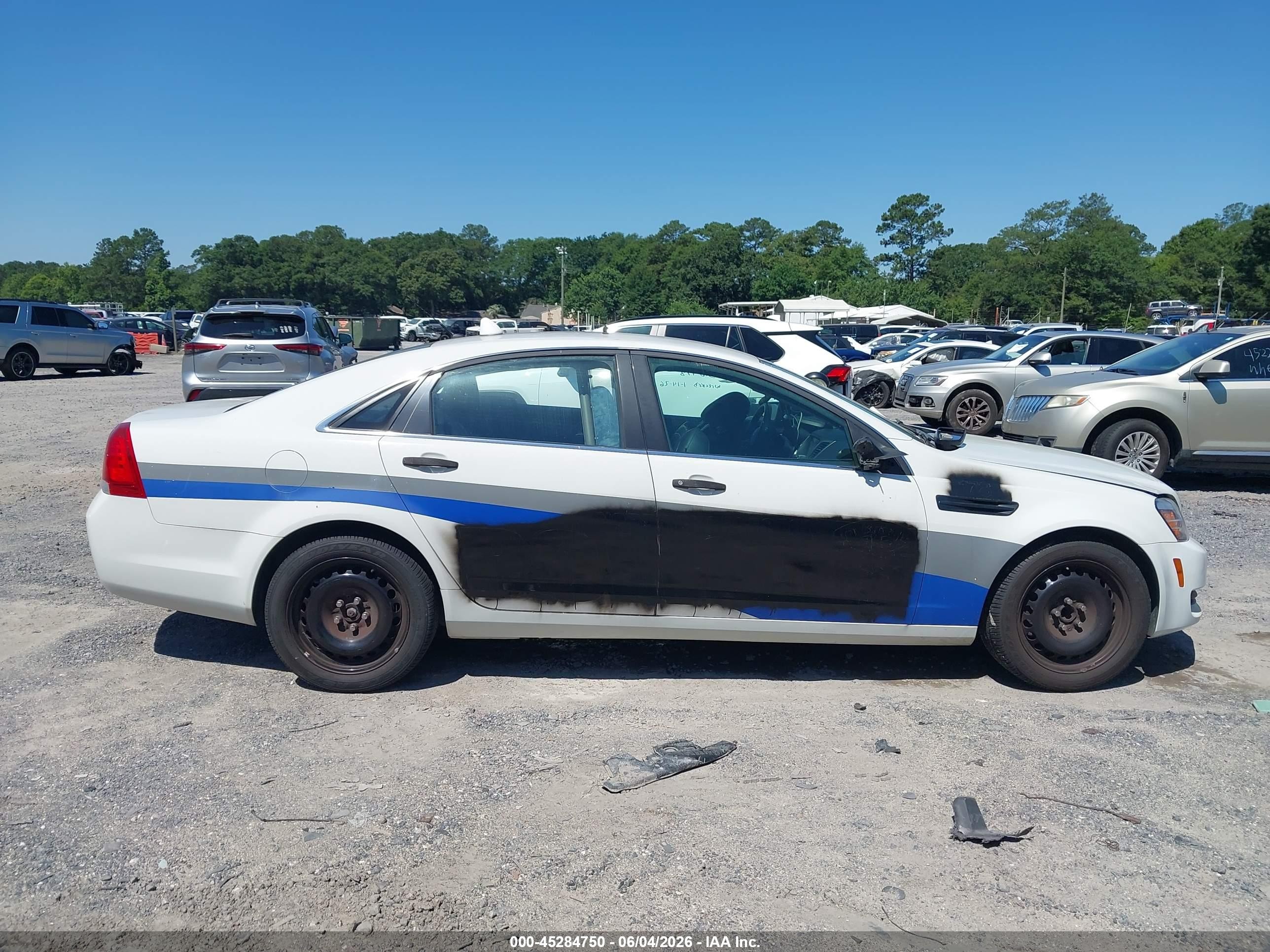 2015 Chevrolet Caprice Police White vin: 6G3NS5U36FL140632