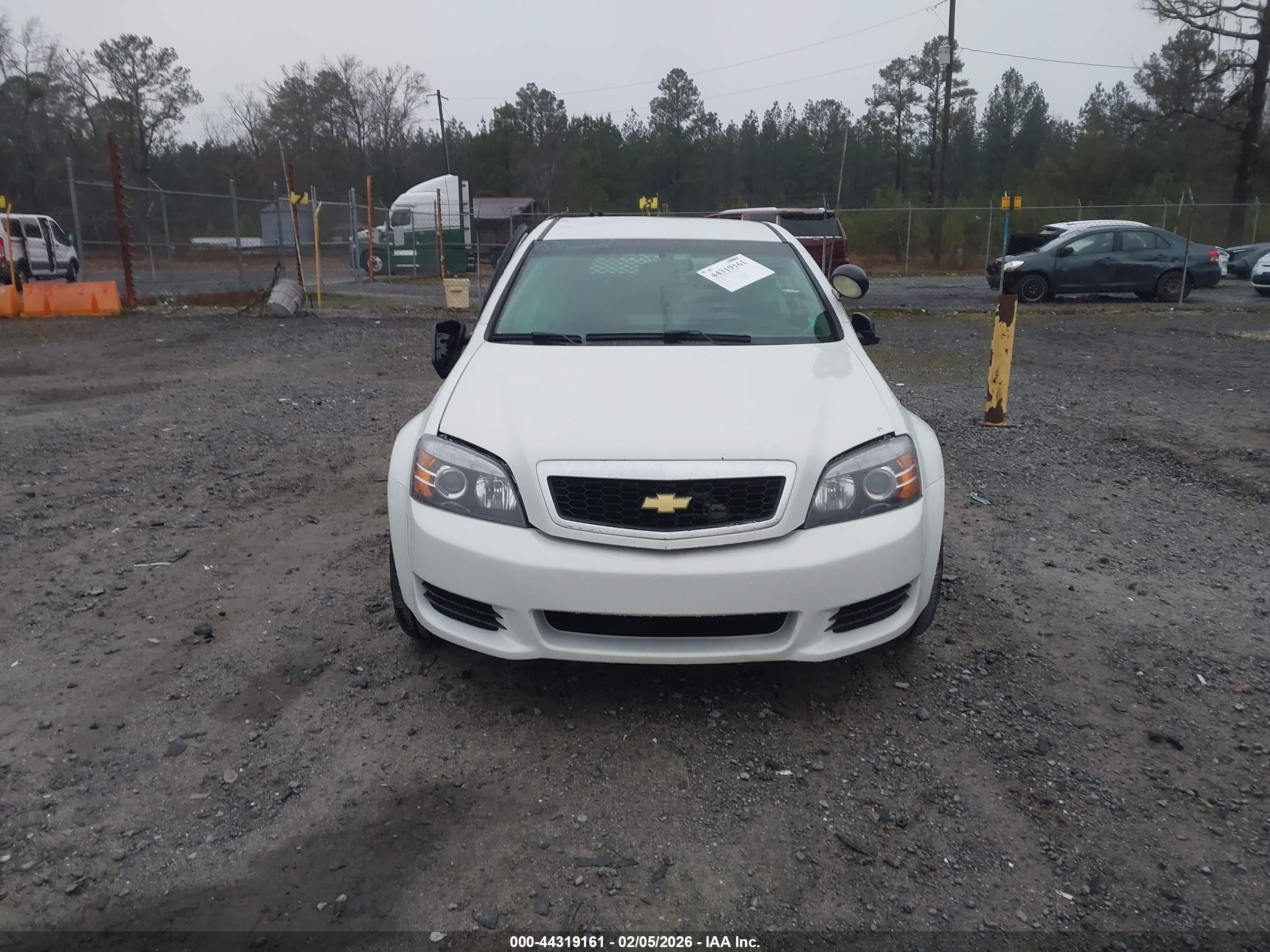 2015 Chevrolet Caprice Police White vin: 6G3NS5U39FL140625