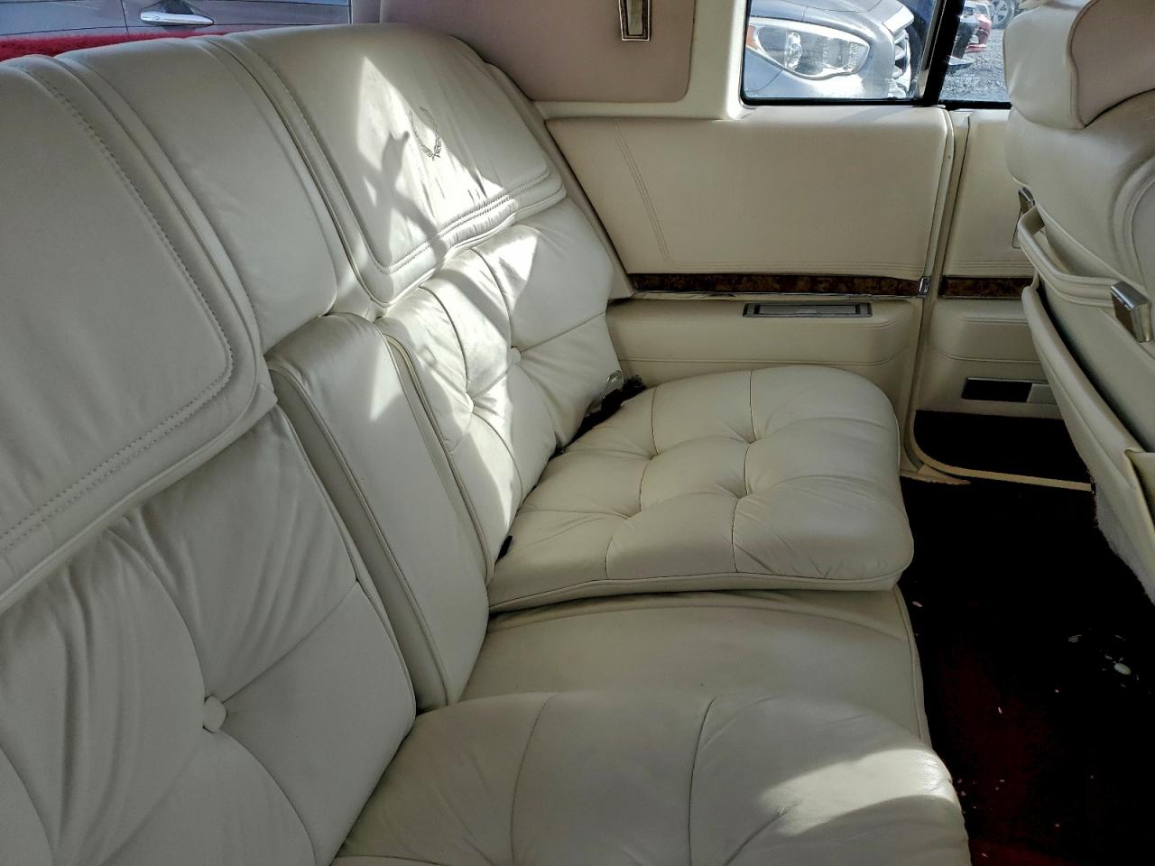 1979 Cadillac Eldorado White vin: 6L57B9E610336