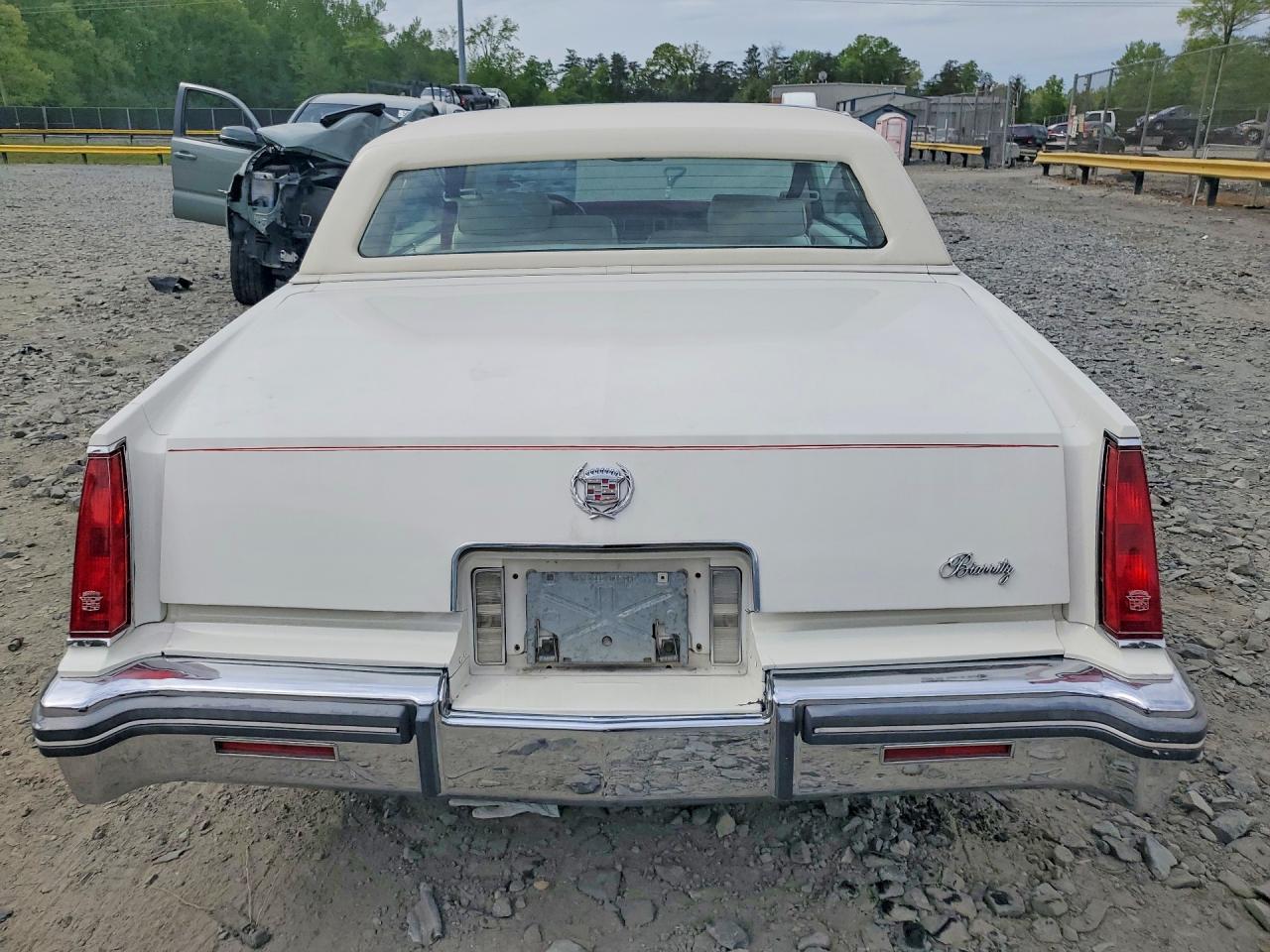 1979 Cadillac Eldorado Cream vin: 6L57B9E635874