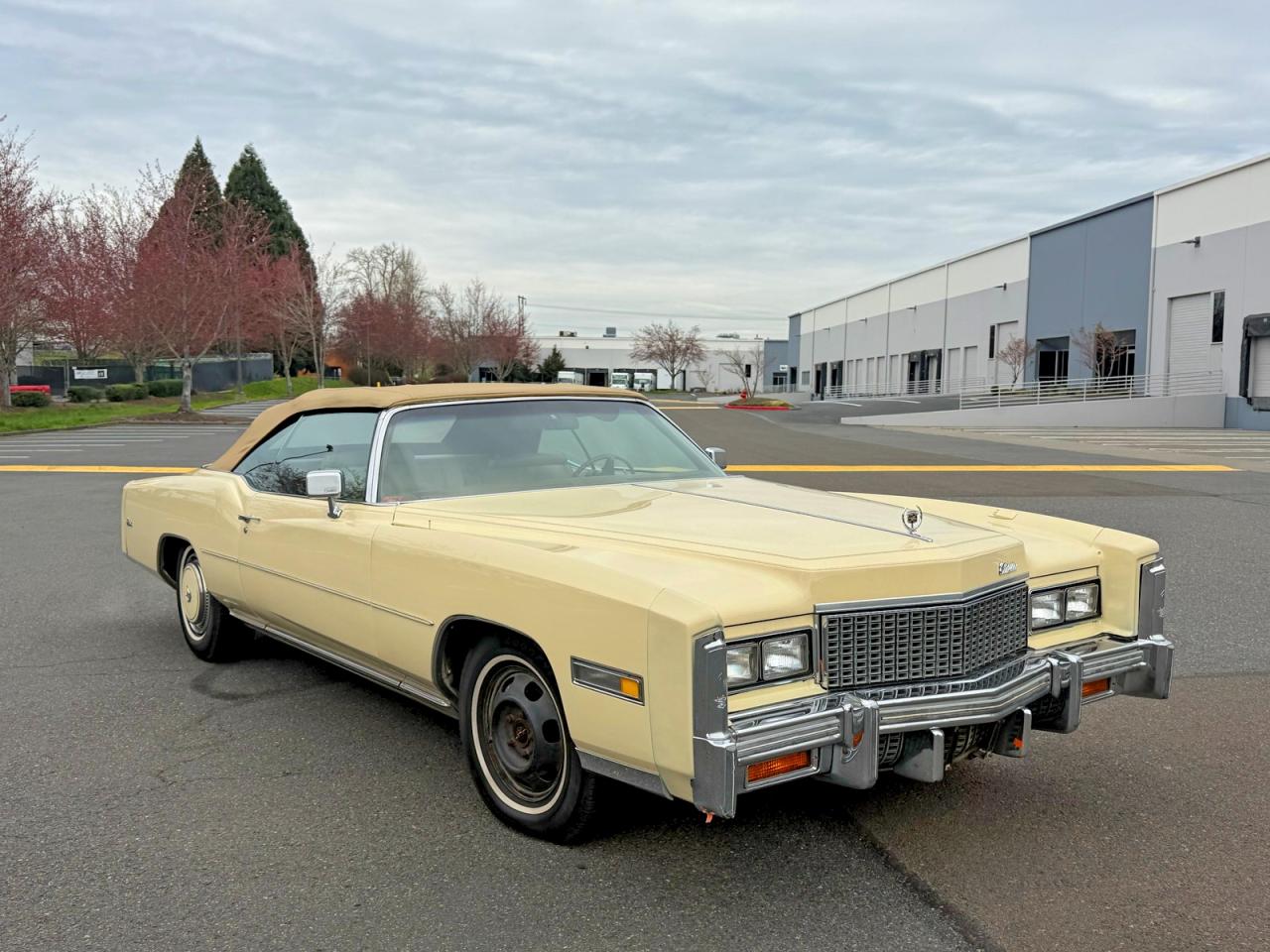 1976 Cadillac Eldorado Convertible Желто-коричневый vin: 6L6756Q196062