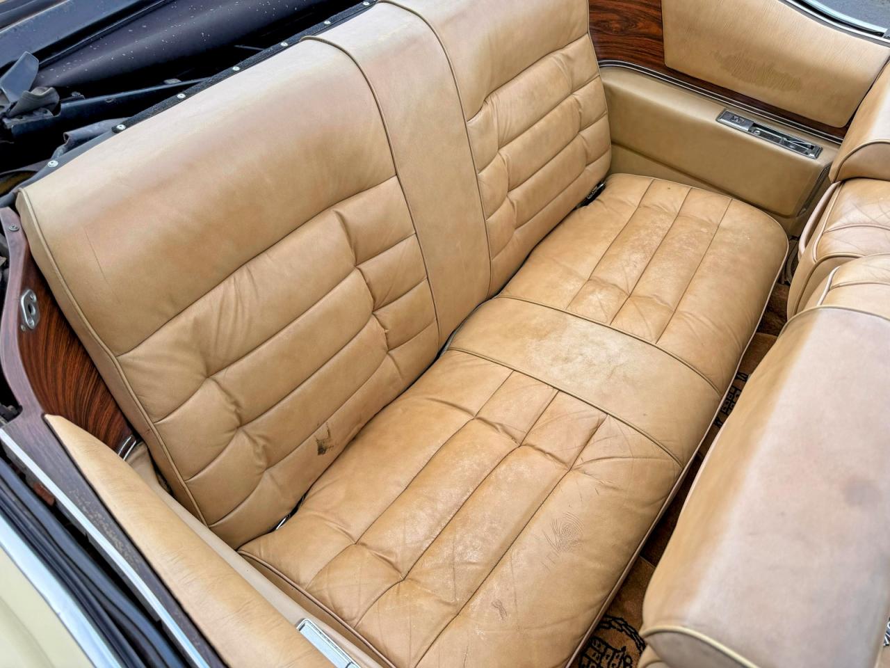 1976 Cadillac Eldorado Convertible Желто-коричневый vin: 6L6756Q196062