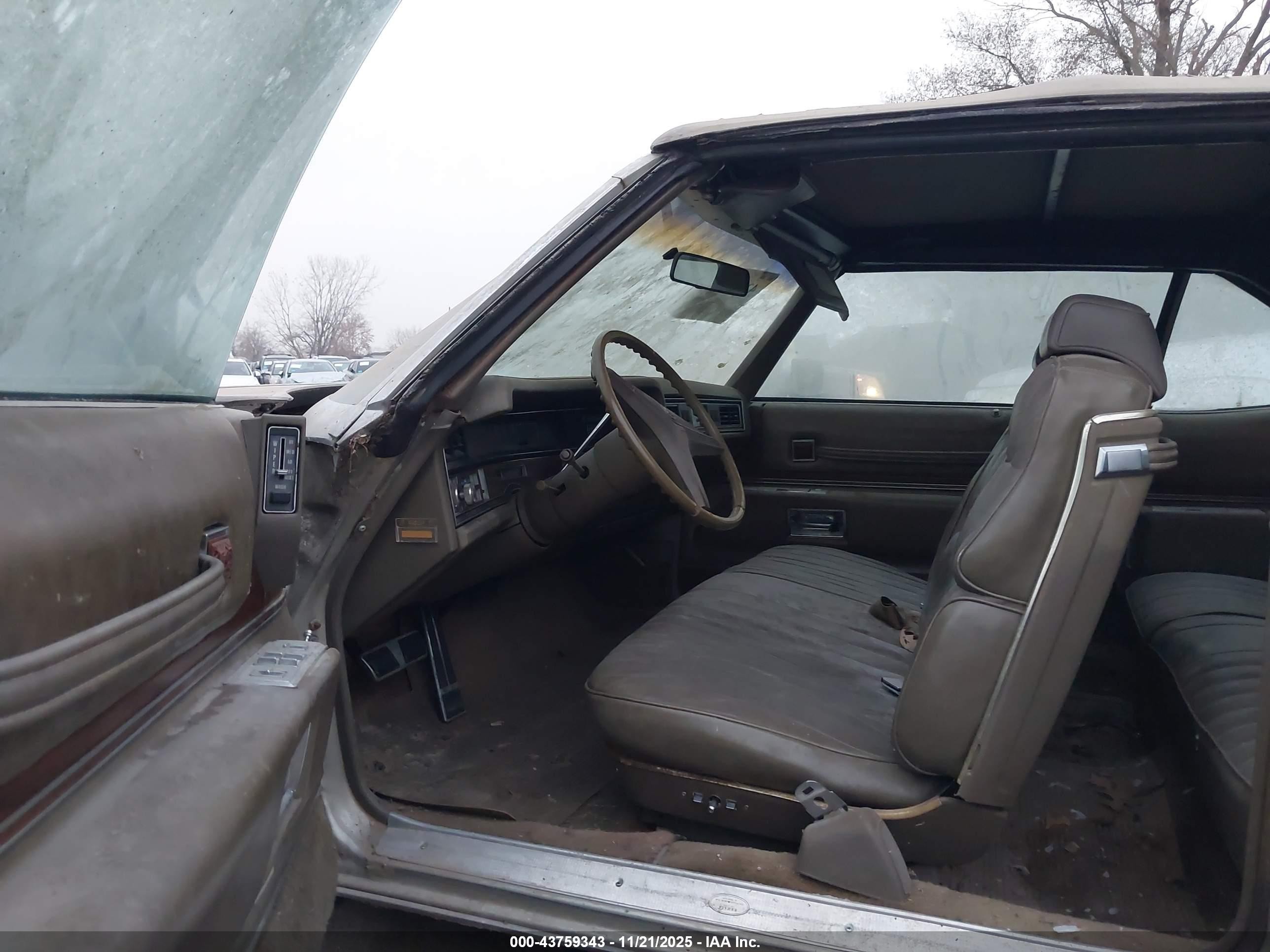 1973 Cadillac Eldorado   Бежевый vin: 6L67S3Q410528    