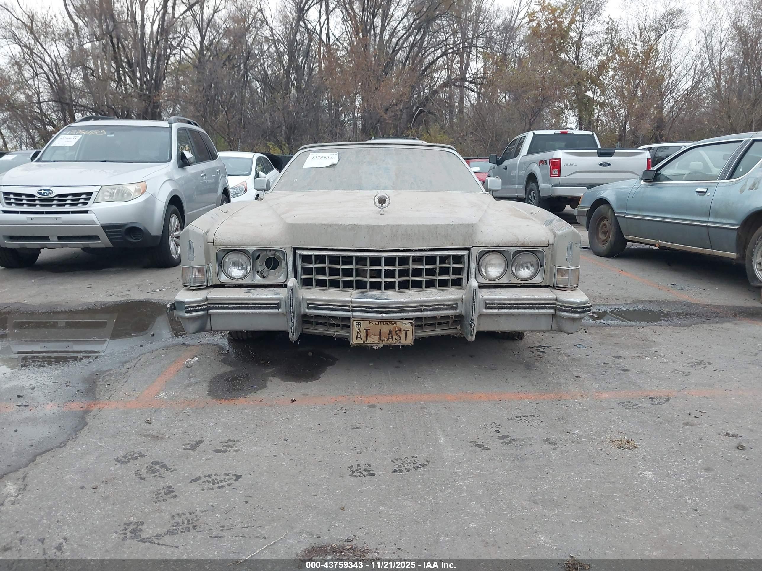 1973 Cadillac Eldorado   Бежевый vin: 6L67S3Q410528    