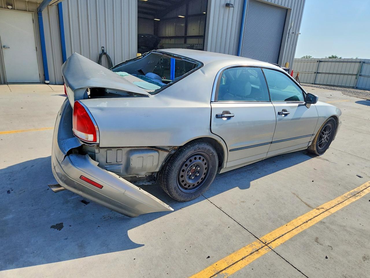 2002 Mitsubishi Diamante Es Серебряный vin: 6MMAP57P52T010000