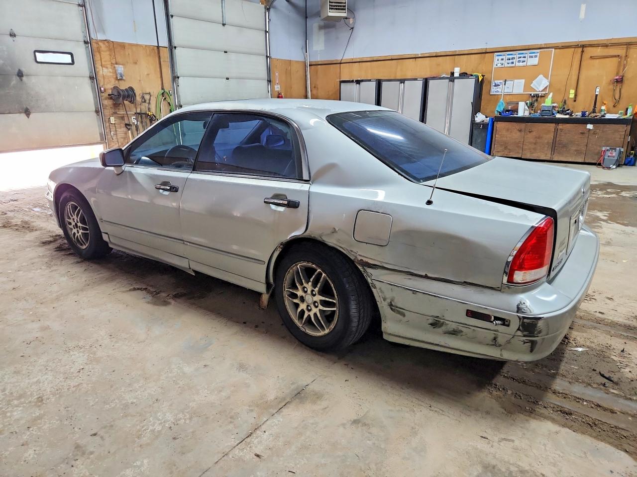 2002 Mitsubishi Diamante Ls Silver vin: 6MMAP67P12T017421