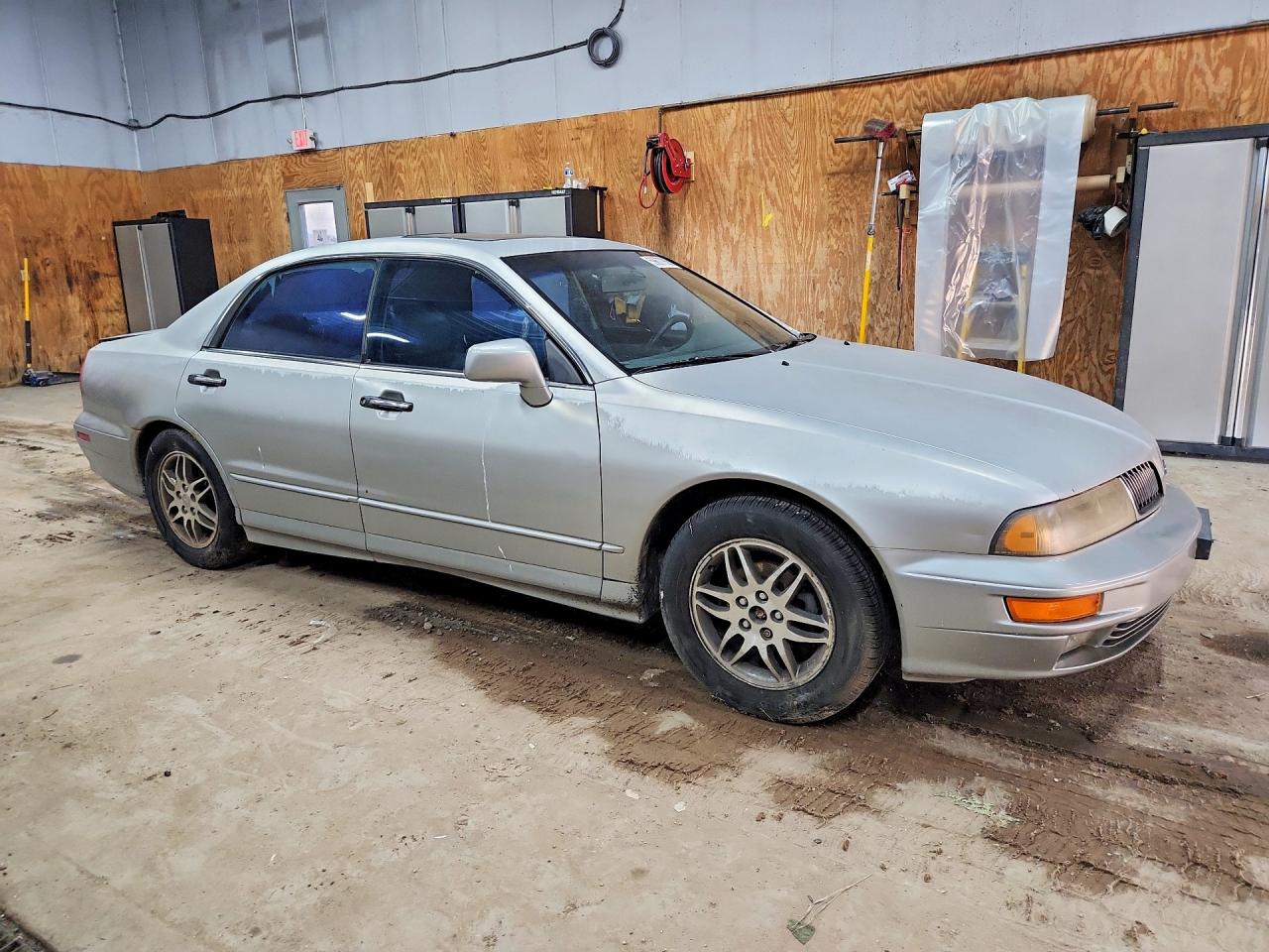 2002 Mitsubishi Diamante Ls Silver vin: 6MMAP67P12T017421