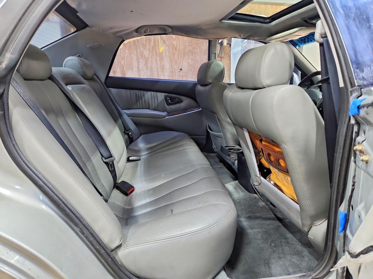2002 Mitsubishi Diamante Ls Silver vin: 6MMAP67P12T017421