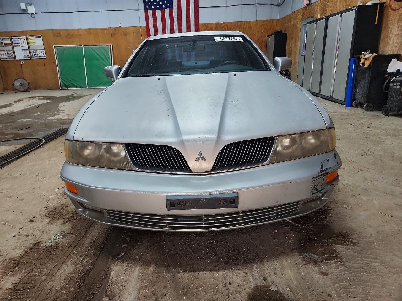 2002 Mitsubishi Diamante Ls Silver vin: 6MMAP67P12T017421