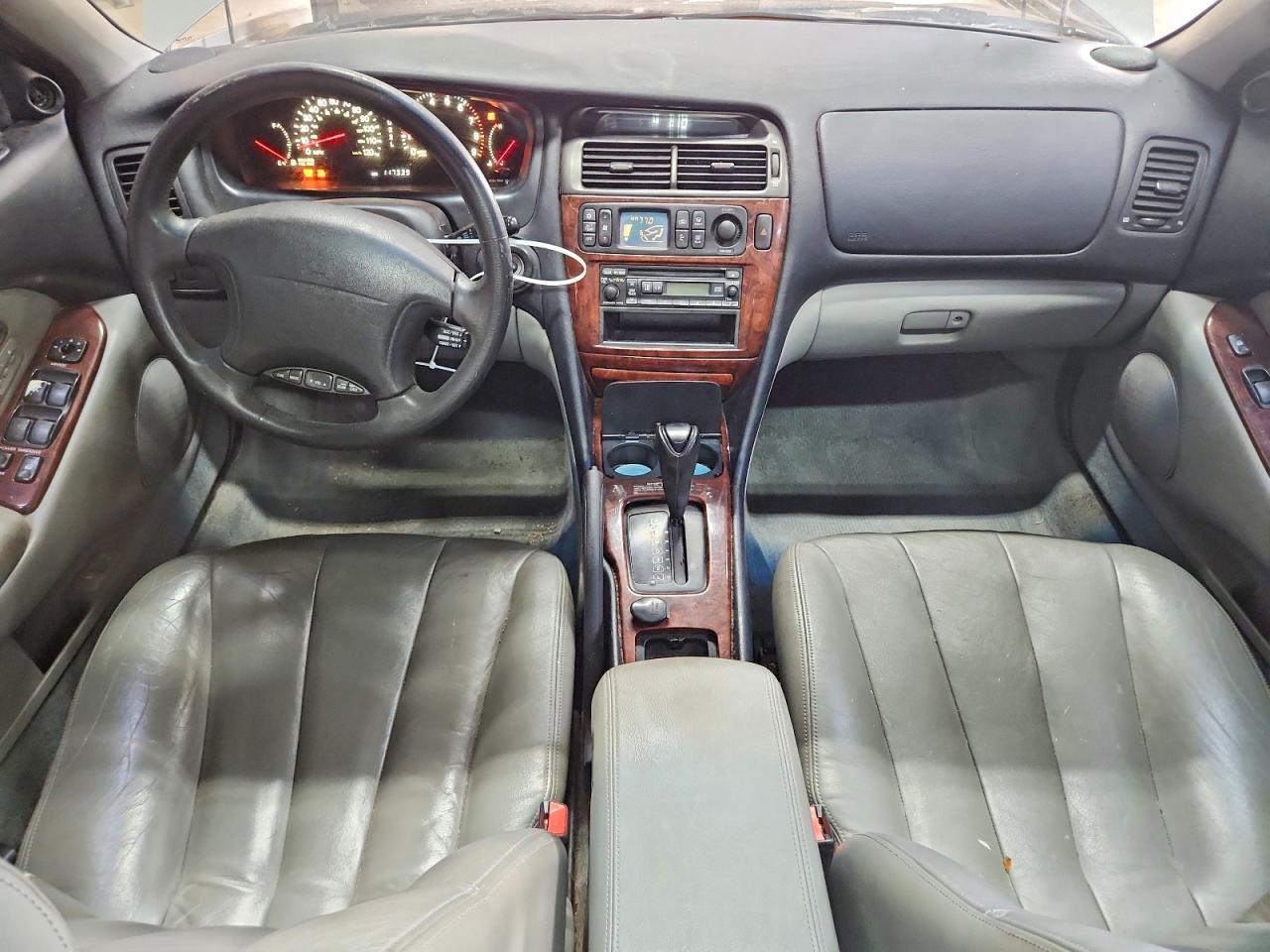 2002 Mitsubishi Diamante Ls Silver vin: 6MMAP67P12T017421