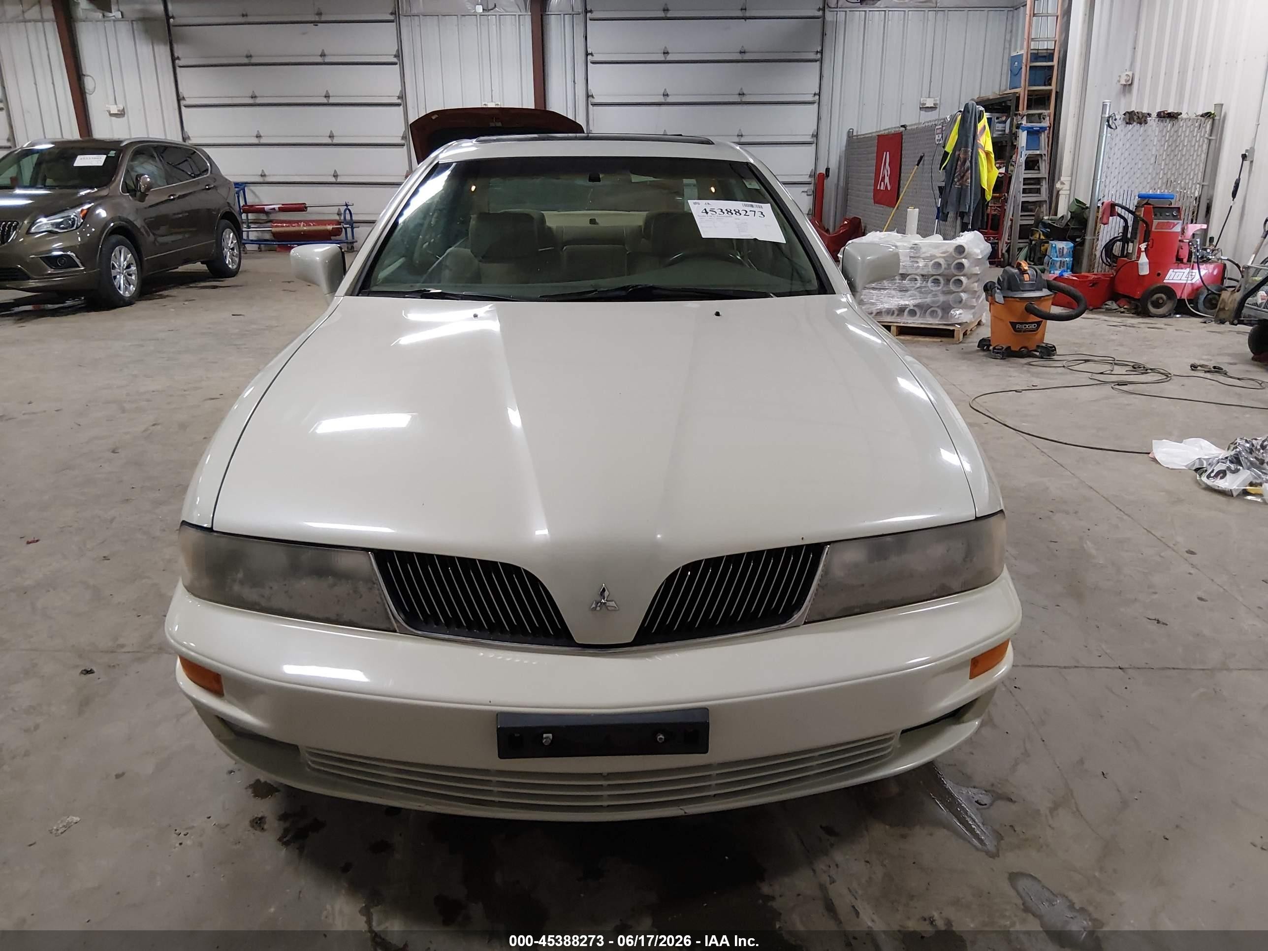 2002 Mitsubishi Diamante Ls White vin: 6MMAP67P72T020582