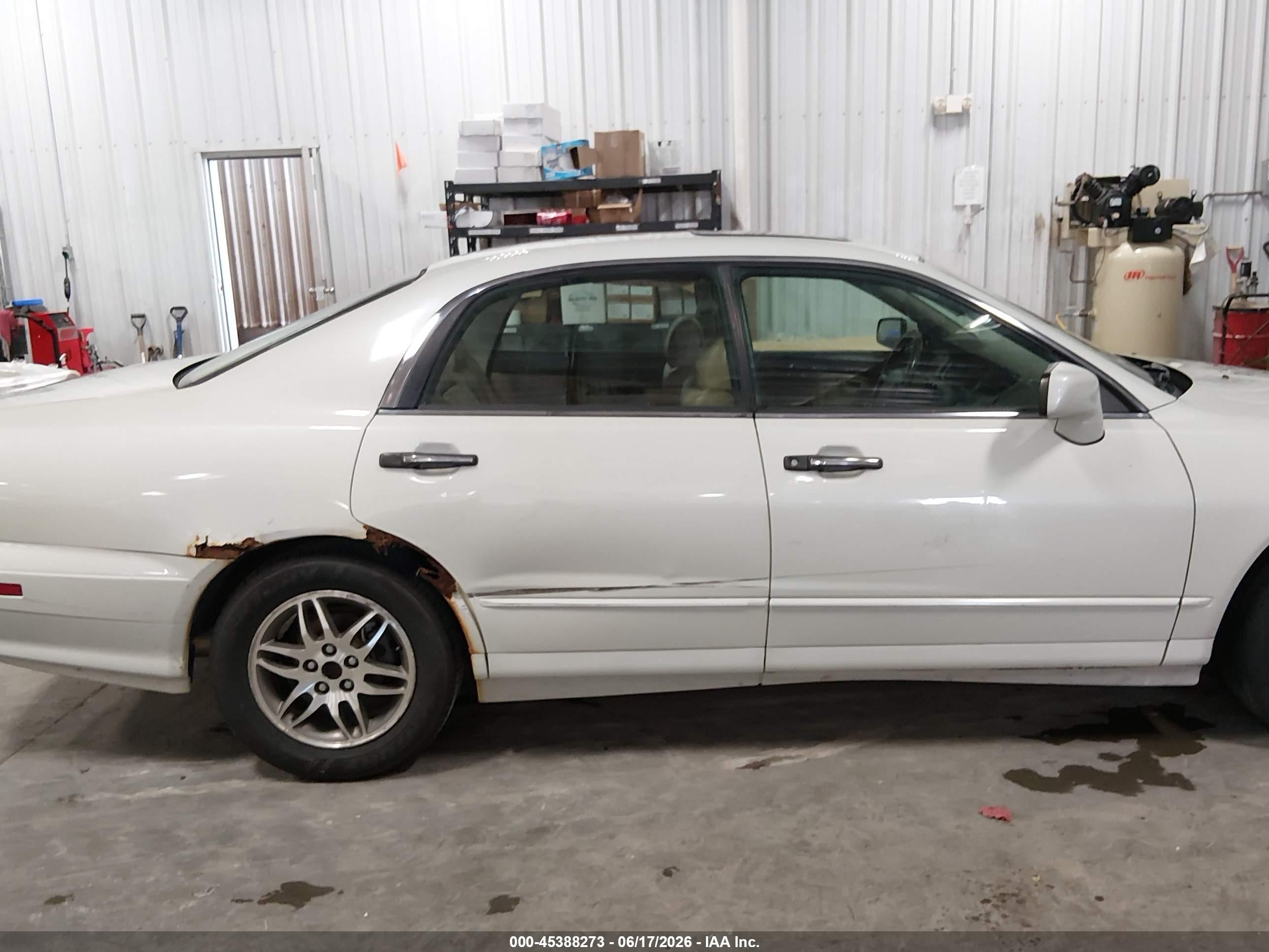 2002 Mitsubishi Diamante Ls White vin: 6MMAP67P72T020582