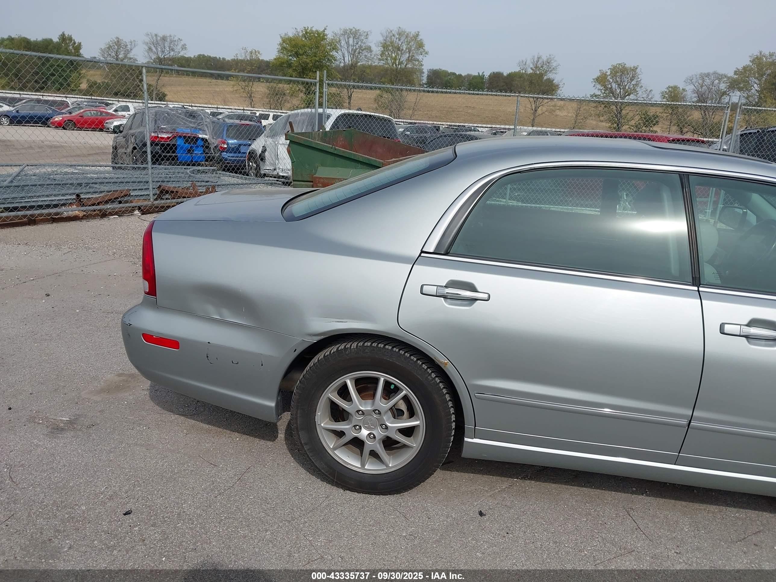 2004 Mitsubishi Diamante Ls Silver vin: 6MMAP67P84T007083