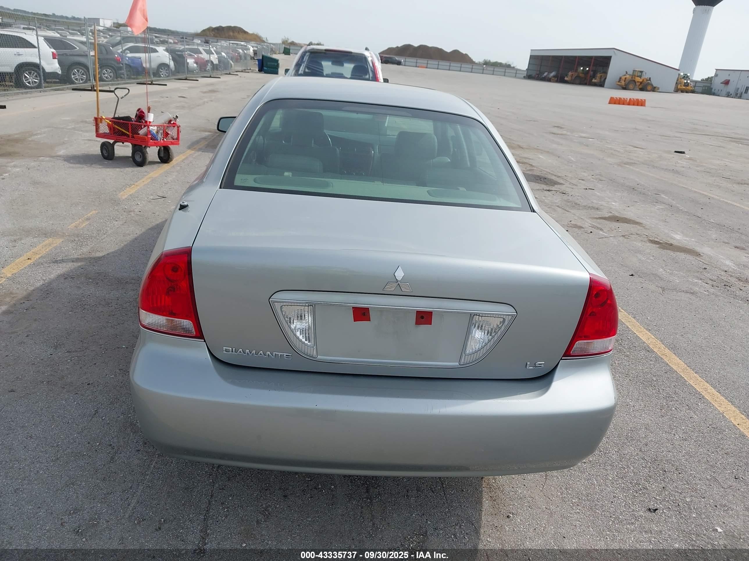 2004 Mitsubishi Diamante Ls Silver vin: 6MMAP67P84T007083